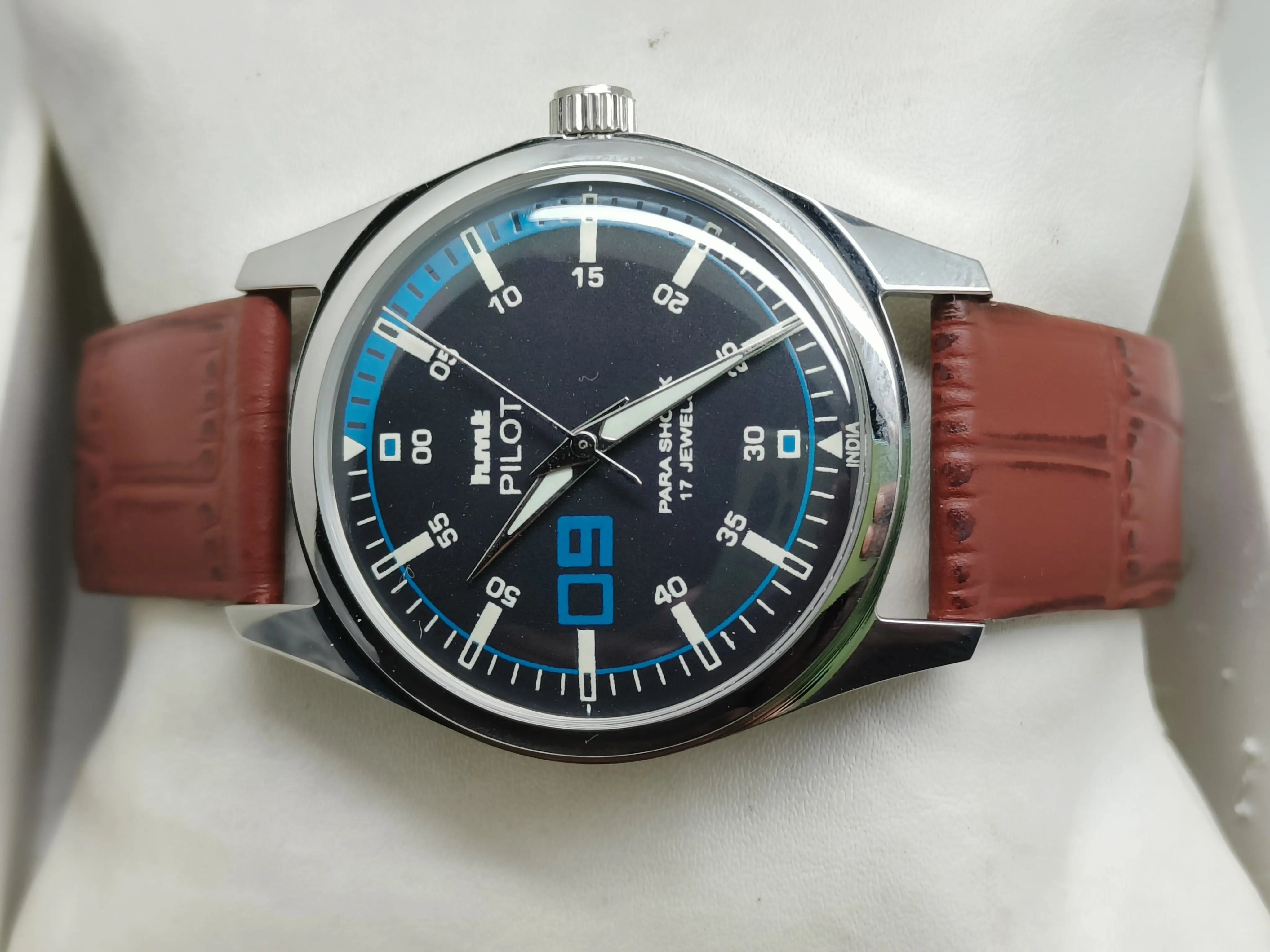 HMT Mechanical Vintage Watch – Refurbished Classic | Original Hand-Winding Timepiece National Watches
