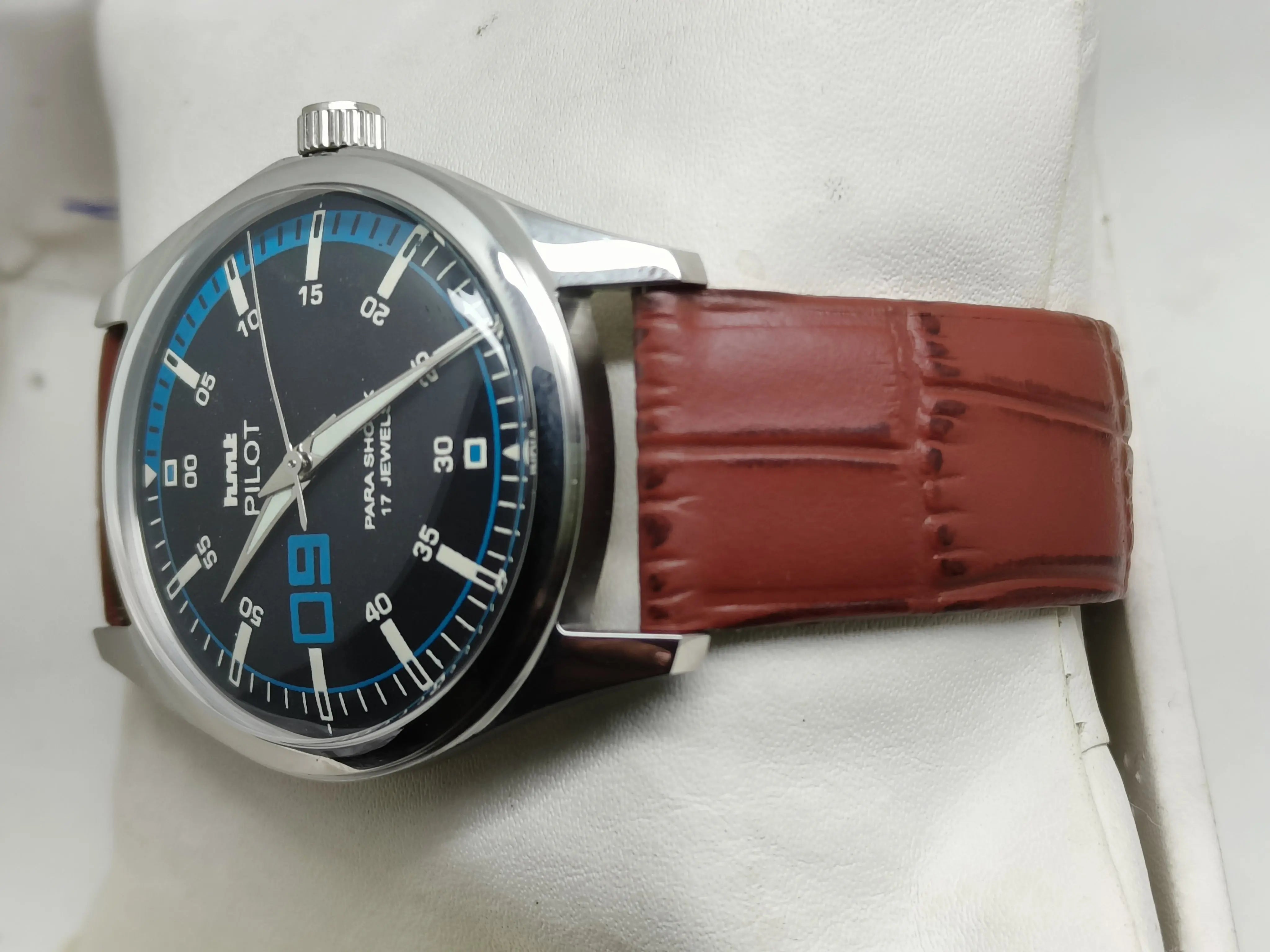 HMT Mechanical Vintage Watch – Refurbished Classic | Original Hand-Winding Timepiece National Watches