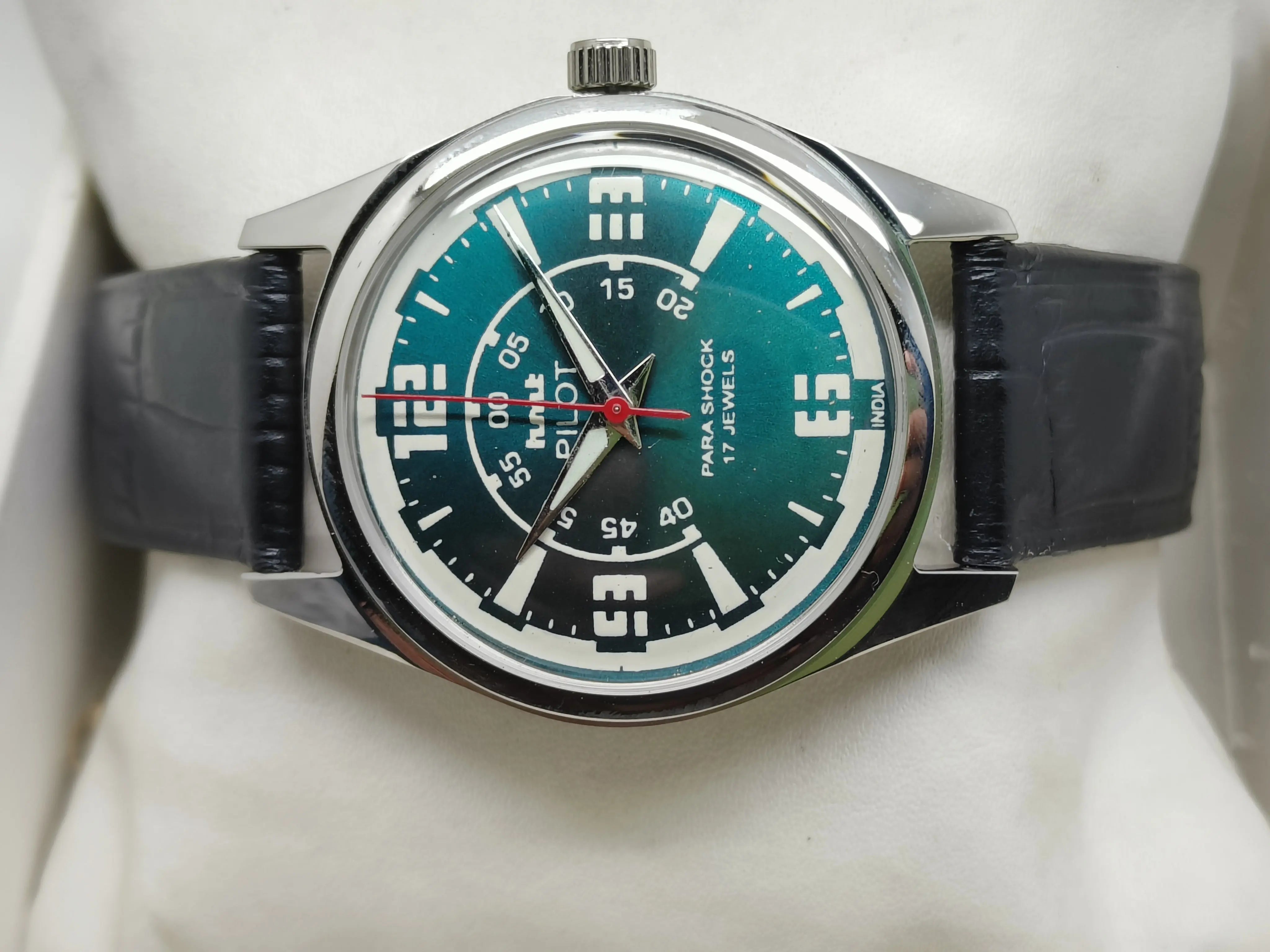 HMT Mechanical Vintage Watch – Refurbished Classic | Original Hand-Winding Timepiece National Watches