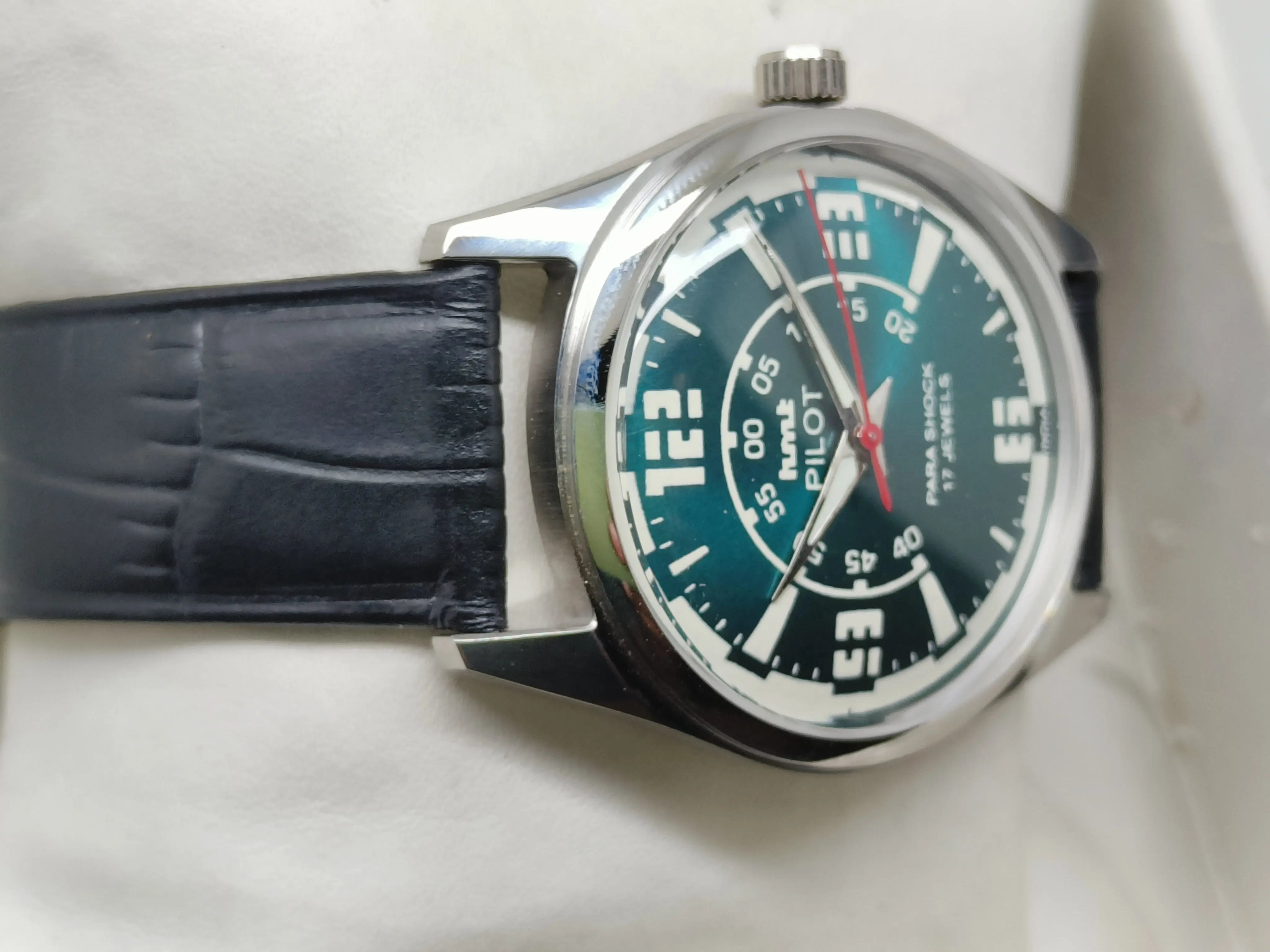 HMT Mechanical Vintage Watch – Refurbished Classic | Original Hand-Winding Timepiece National Watches