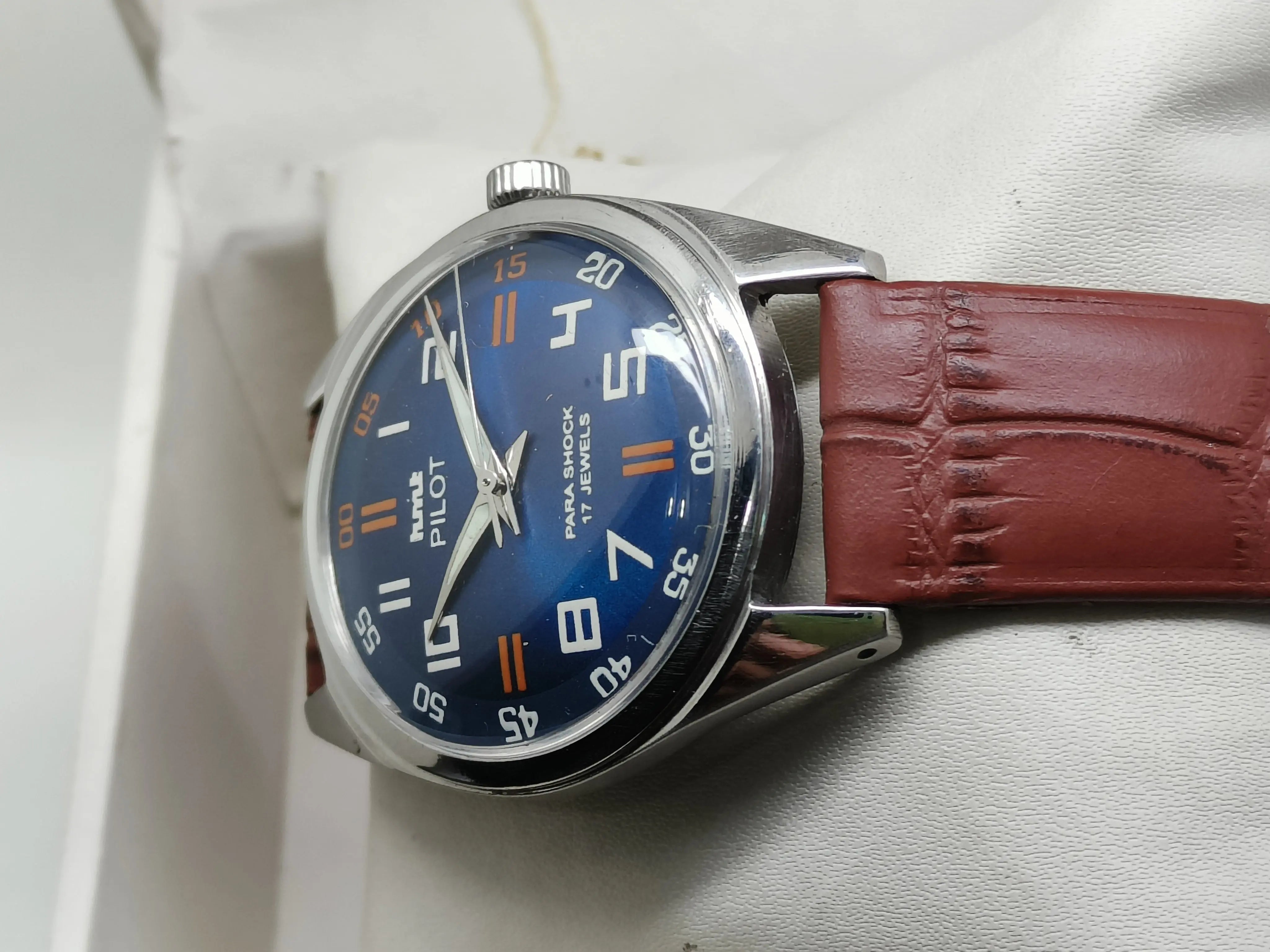 HMT Mechanical Vintage Watch – Refurbished Classic | Original Hand-Winding Timepiece National Watches