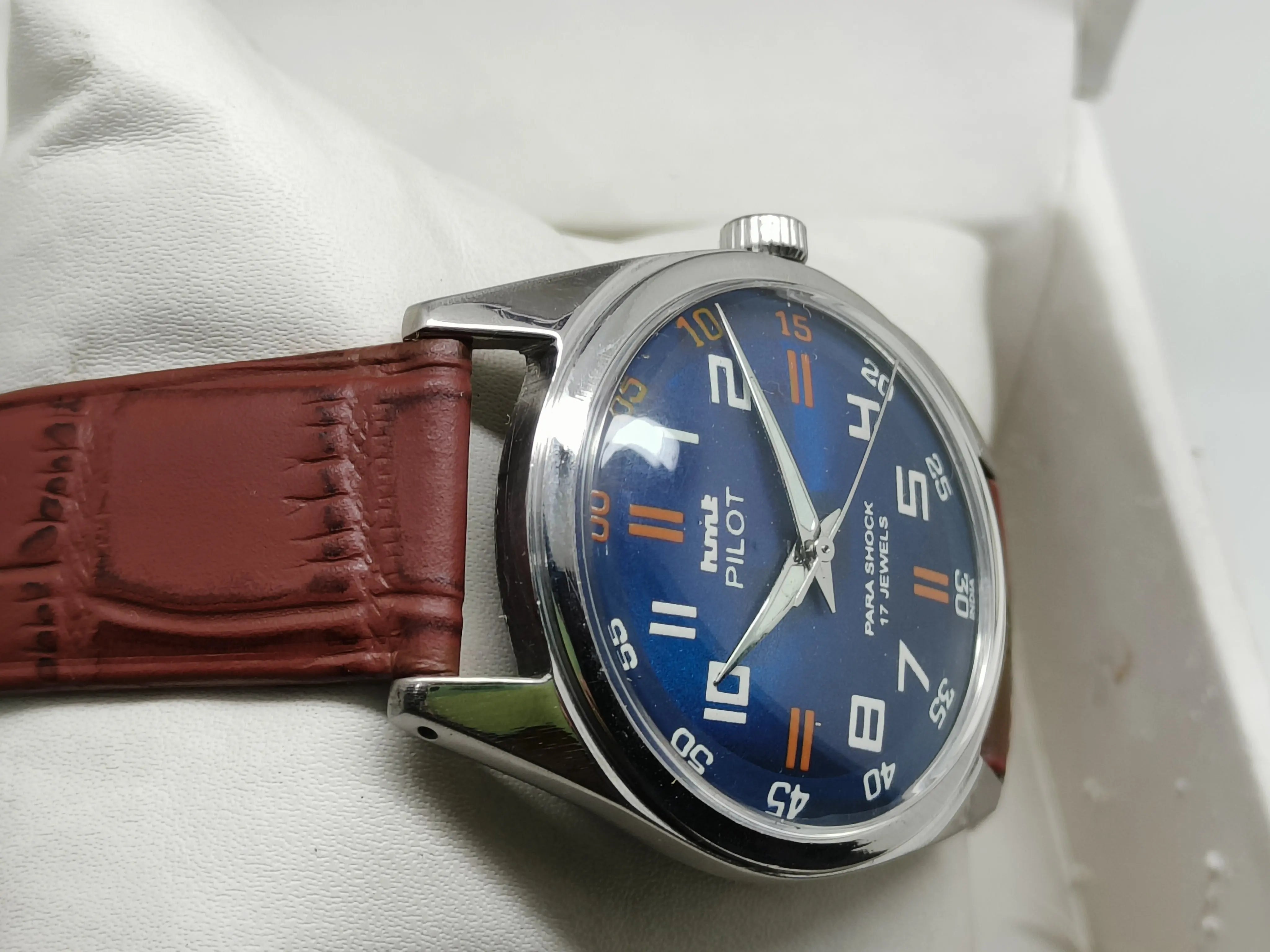HMT Mechanical Vintage Watch – Refurbished Classic | Original Hand-Winding Timepiece National Watches