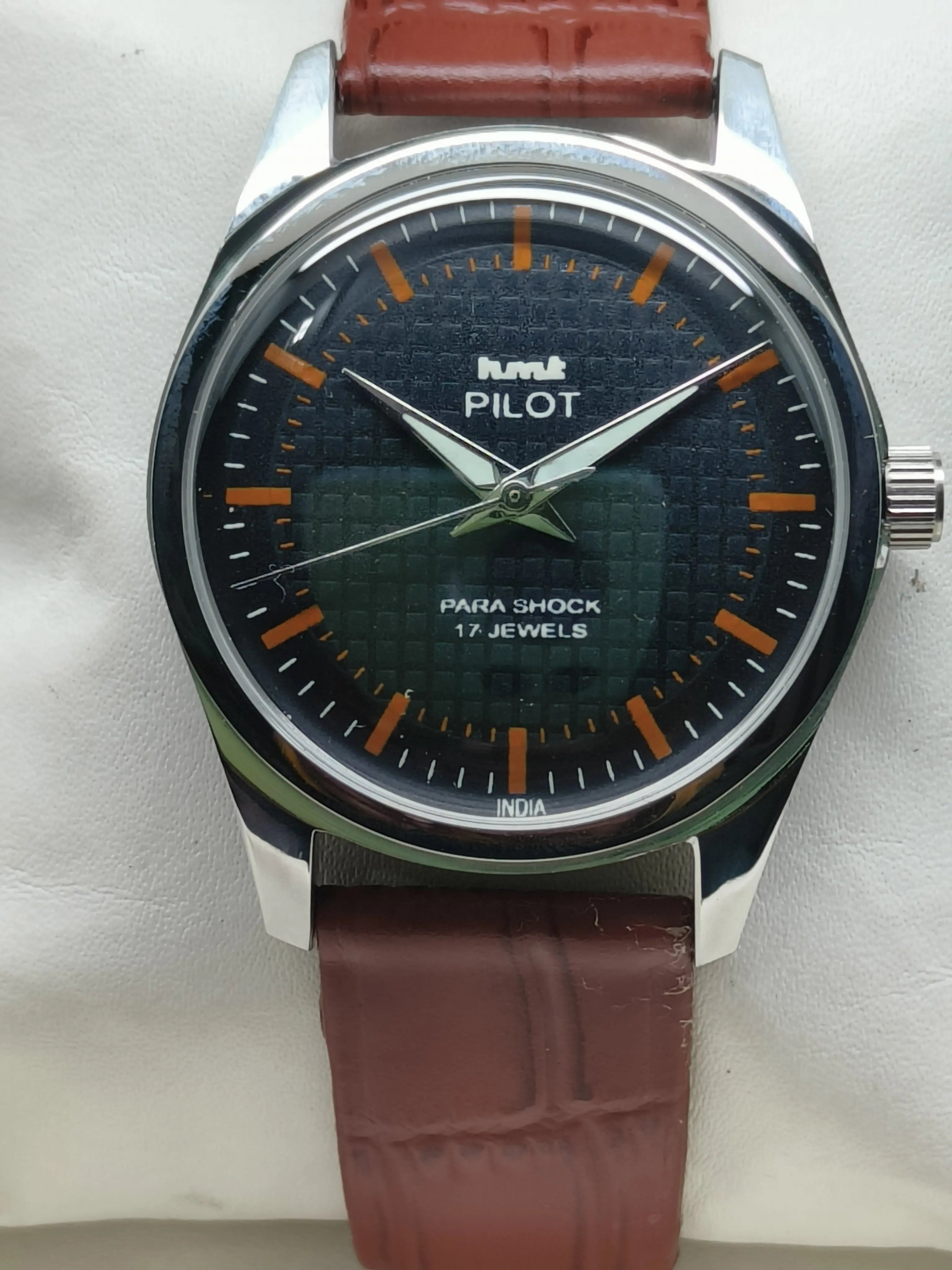 HMT Mechanical Vintage Watch – Refurbished Classic | Original Hand-Winding Timepiece National Watches