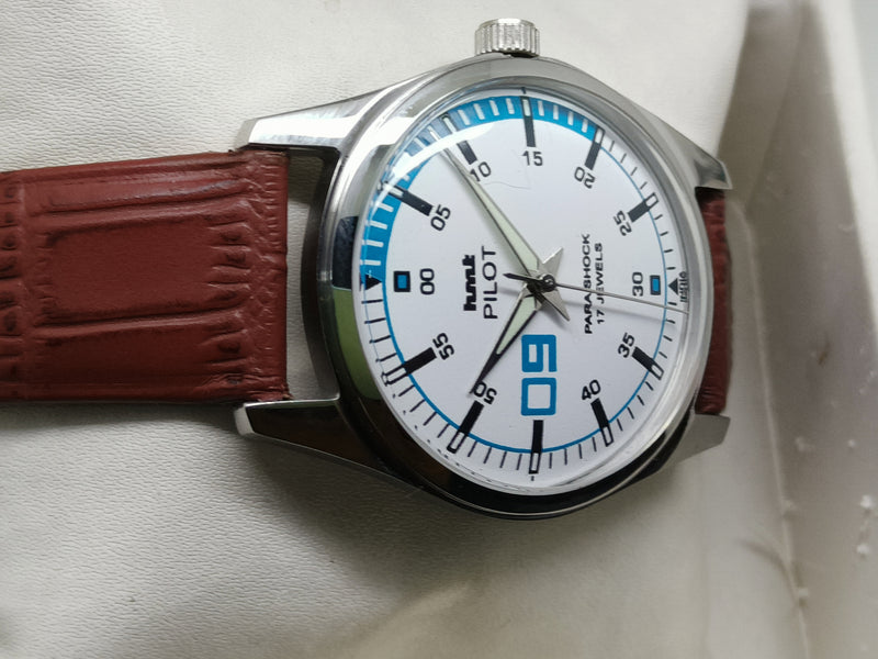 HMT Mechanical Vintage Watch – Refurbished Classic | Original Hand-Winding Timepiece