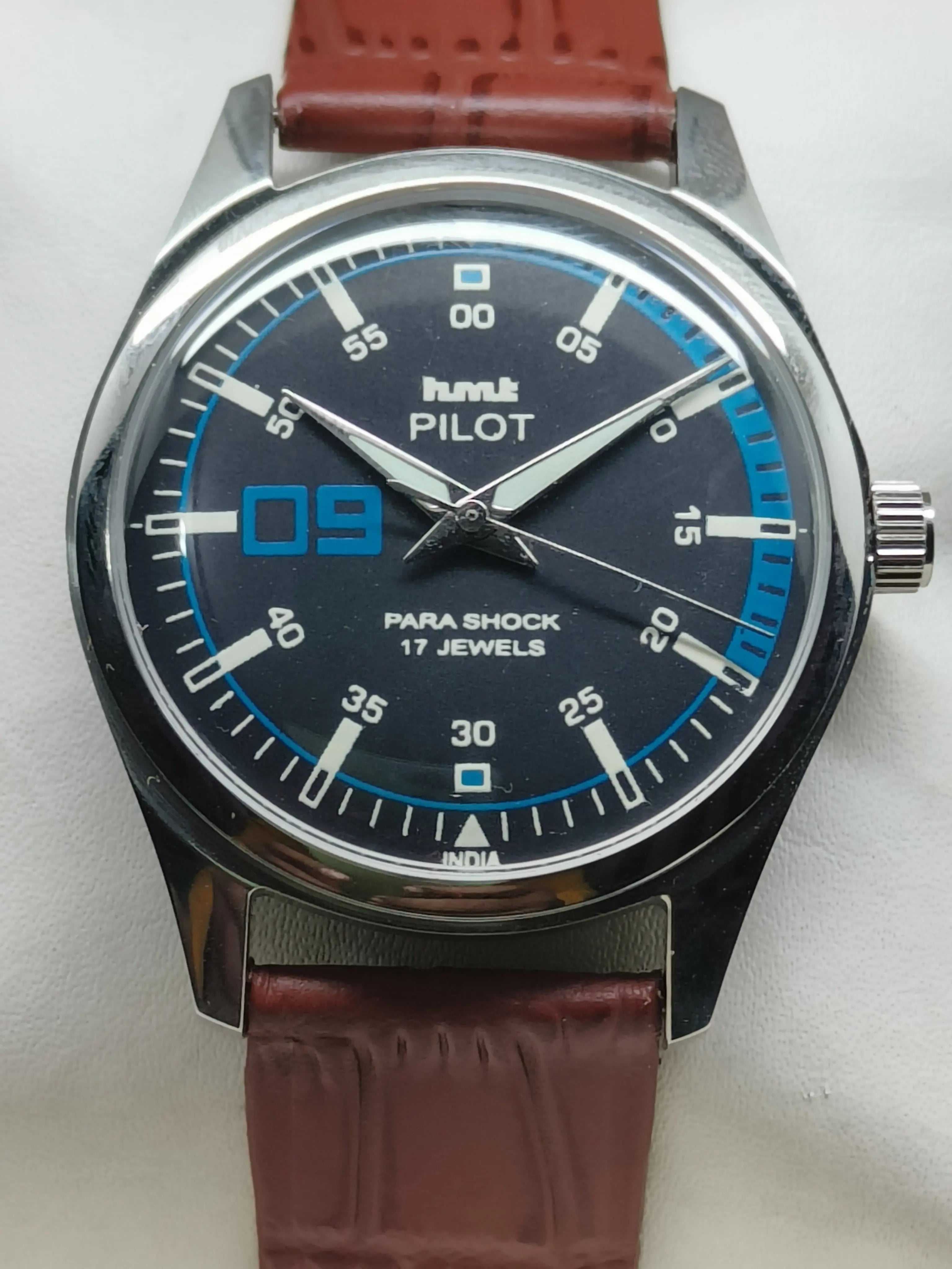 HMT Mechanical Vintage Watch – Refurbished Classic | Original Hand-Winding Timepiece National Watches