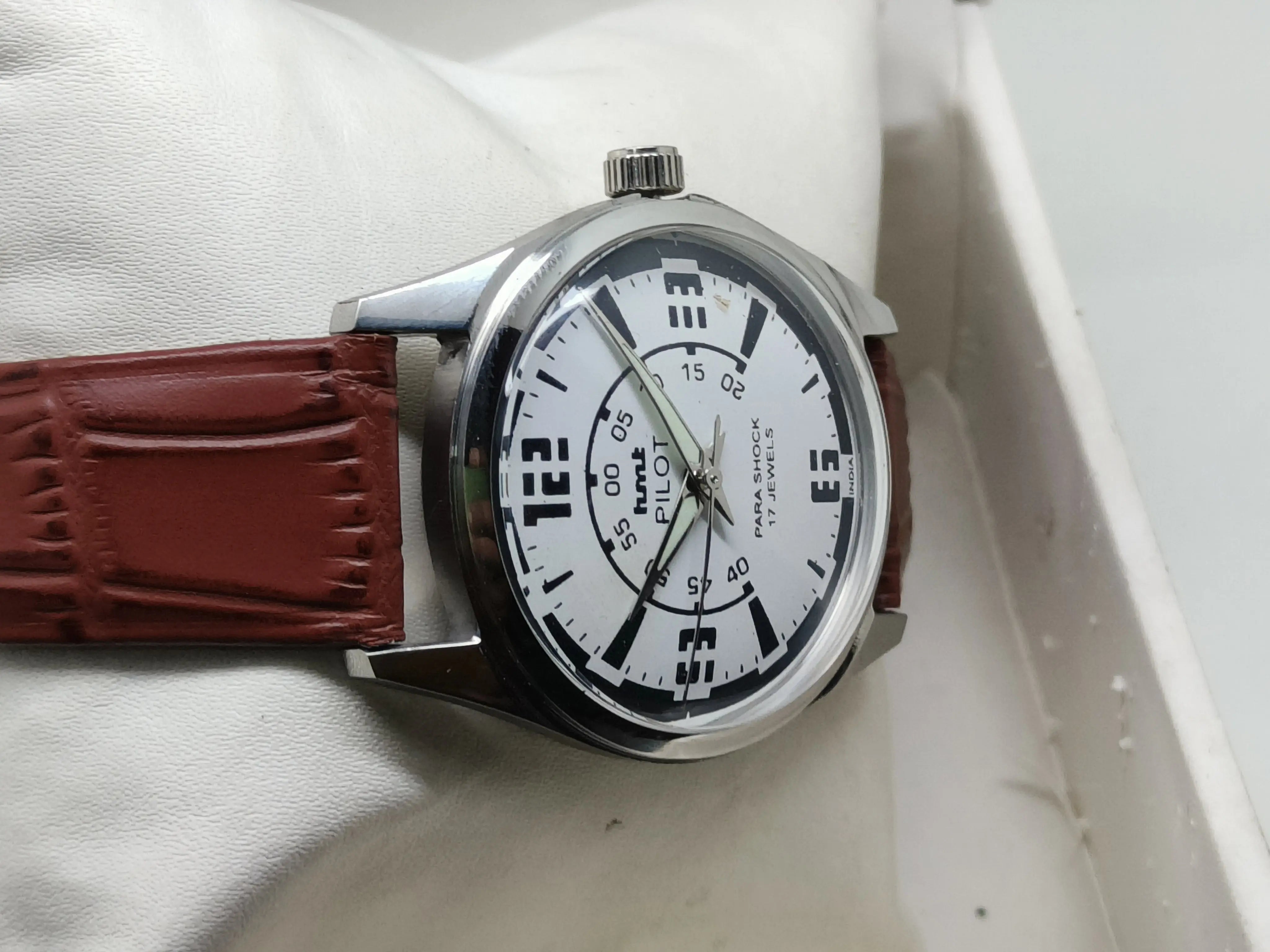 HMT Mechanical Vintage Watch – Refurbished Classic | Original Hand-Winding Timepiece National Watches
