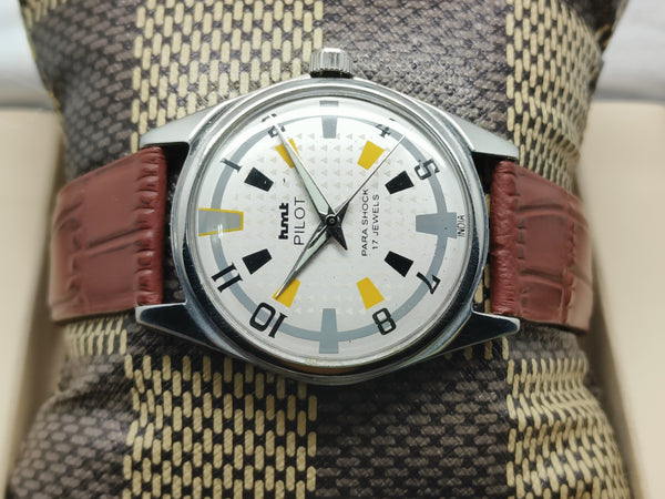 HMT Mechanical Vintage Watch – Refurbished Classic | Original Hand-Winding Timepiece