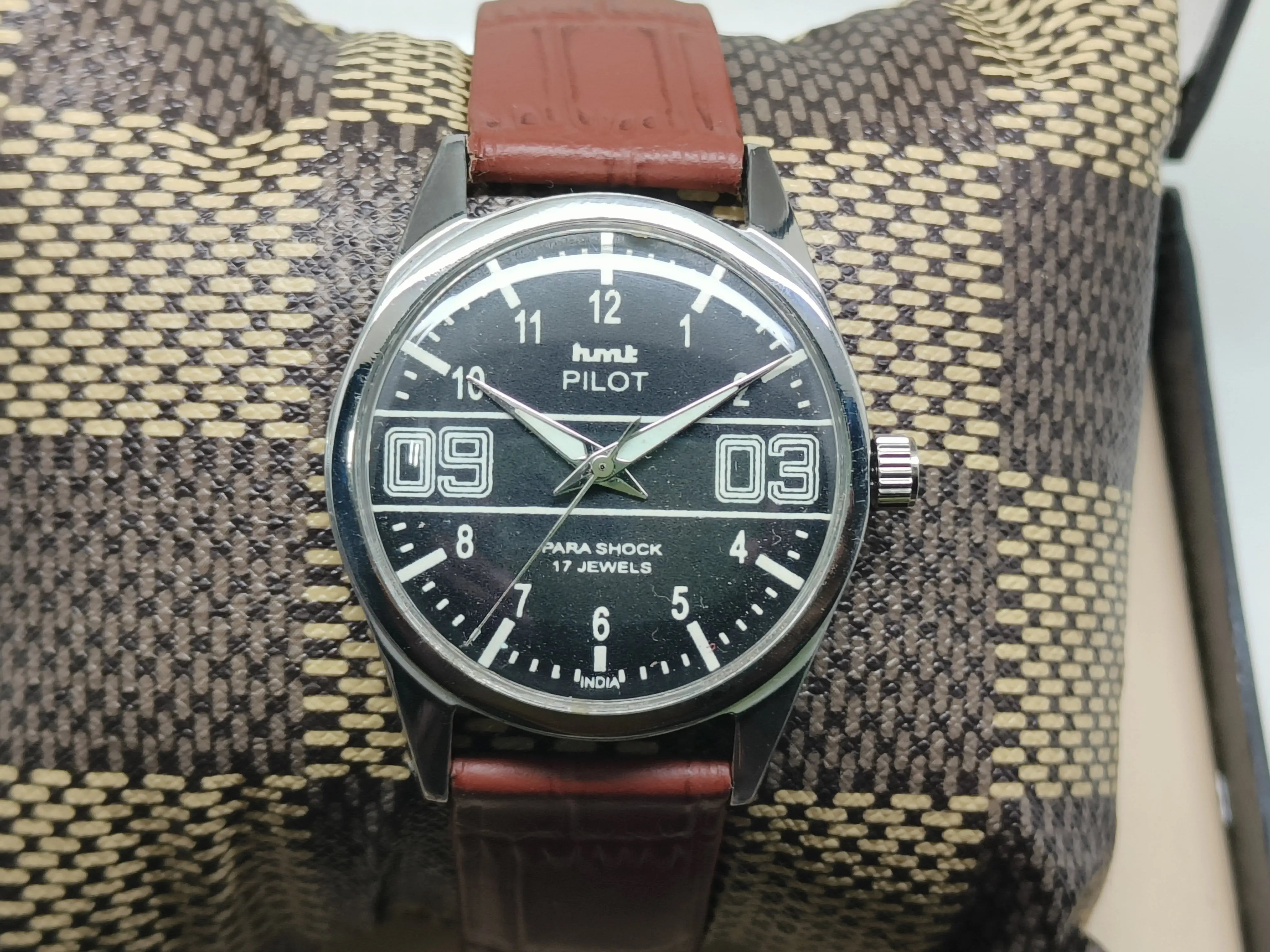 HMT Mechanical Vintage Watch – Refurbished Classic | Original Hand-Winding Timepiece National Watches