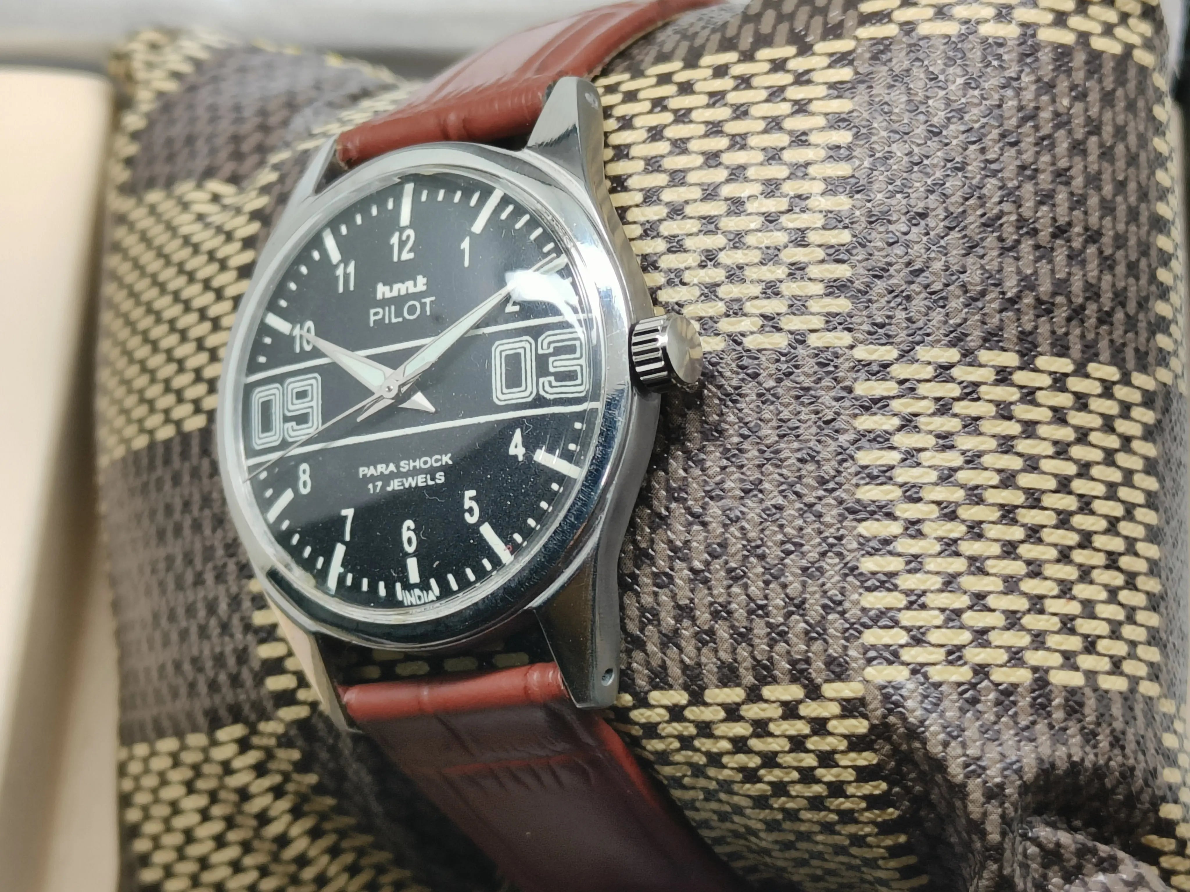 HMT Mechanical Vintage Watch – Refurbished Classic | Original Hand-Winding Timepiece National Watches