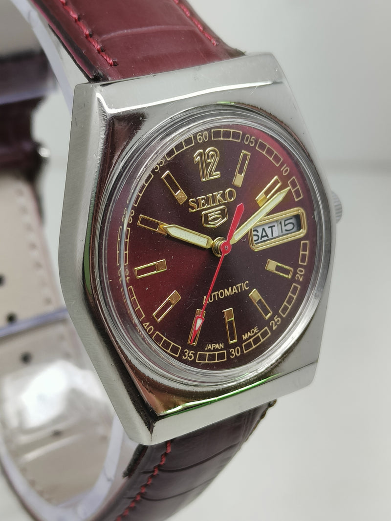 Seiko 5 Vintage Automatic – Refurbished Classic Timepiece