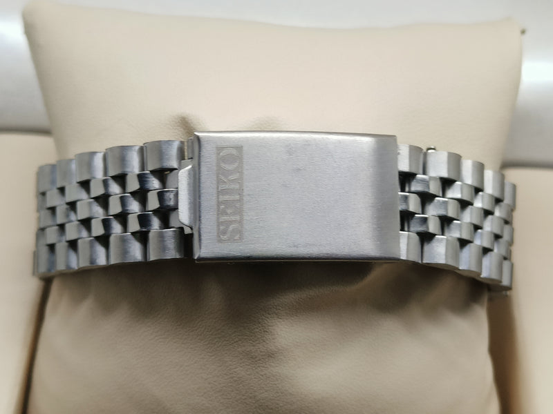 Japanese Seiko 5 Vintage – Refurbished Original Movement