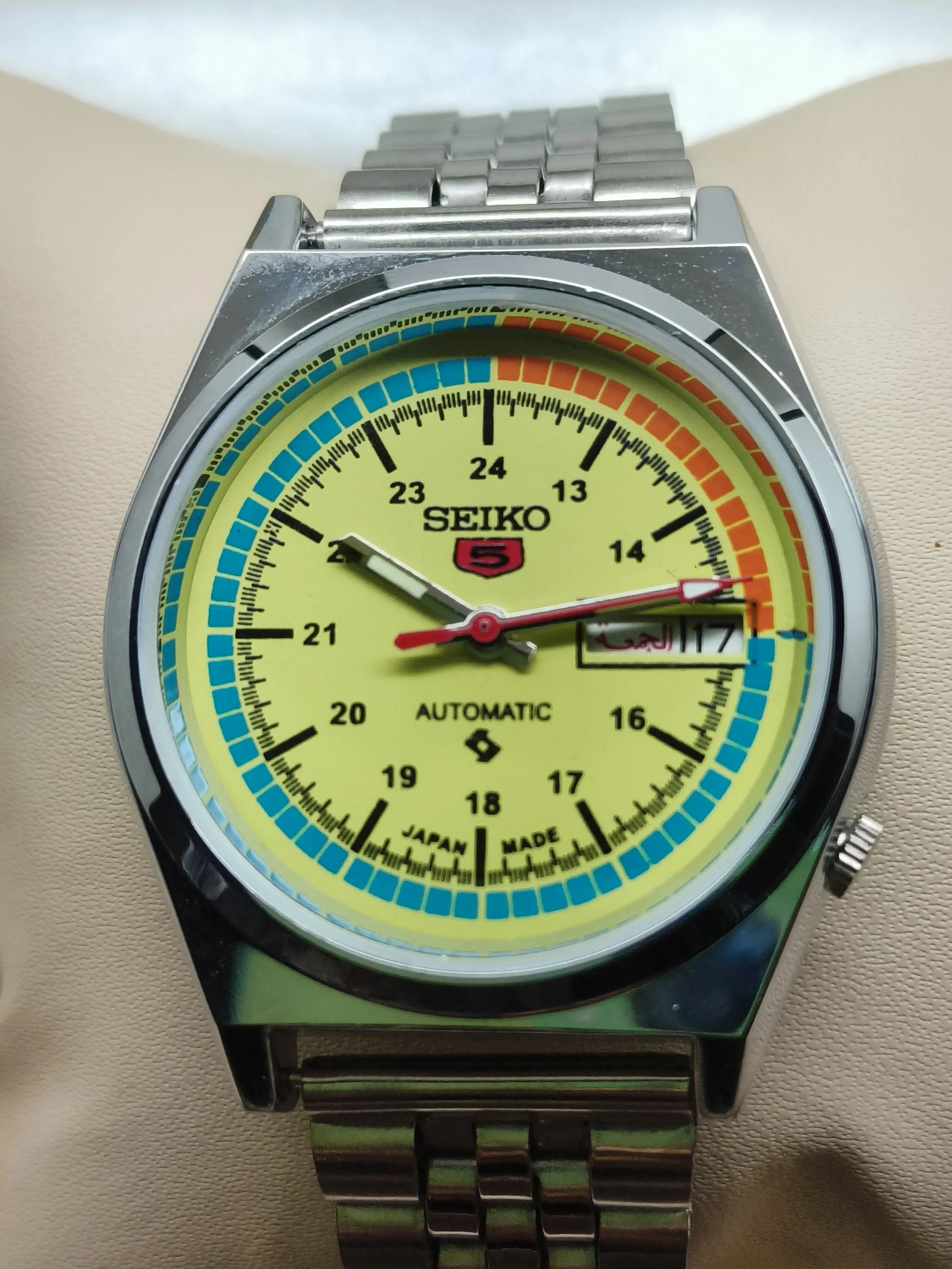 Seiko 5 Refurbished 70s Automatic – Classic Vintage Look National Watches