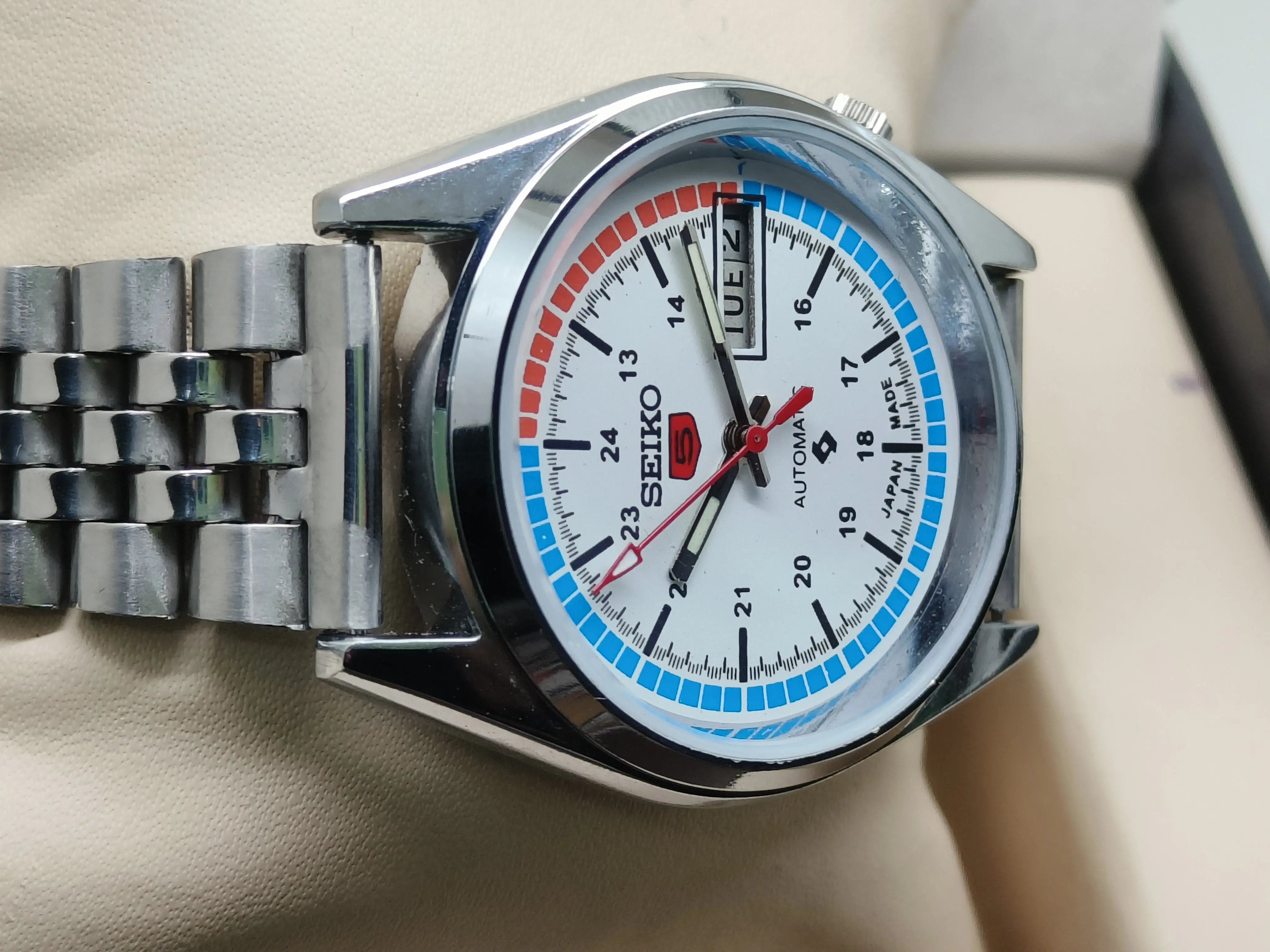 Seiko 5 Vintage Sports Automatic – Refurbished Piece National Watches