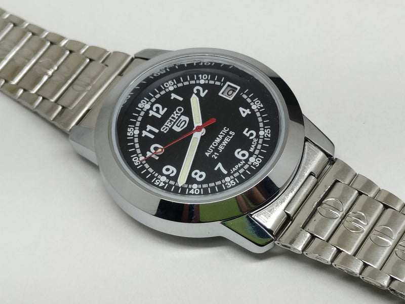 Seiko 5 Vintage Black Dial – Refurbished Automatic