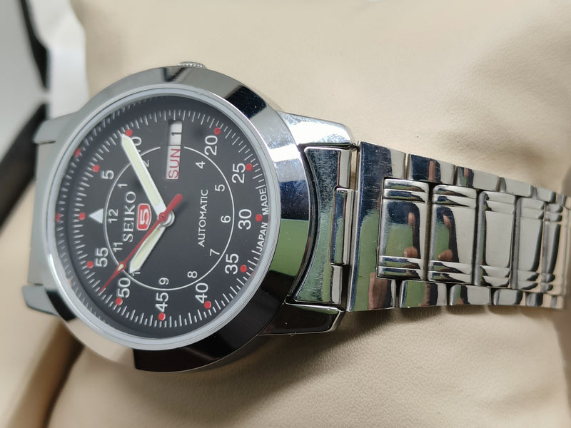 Seiko 5 Vintage Gold Tone – Refurbished & Polished