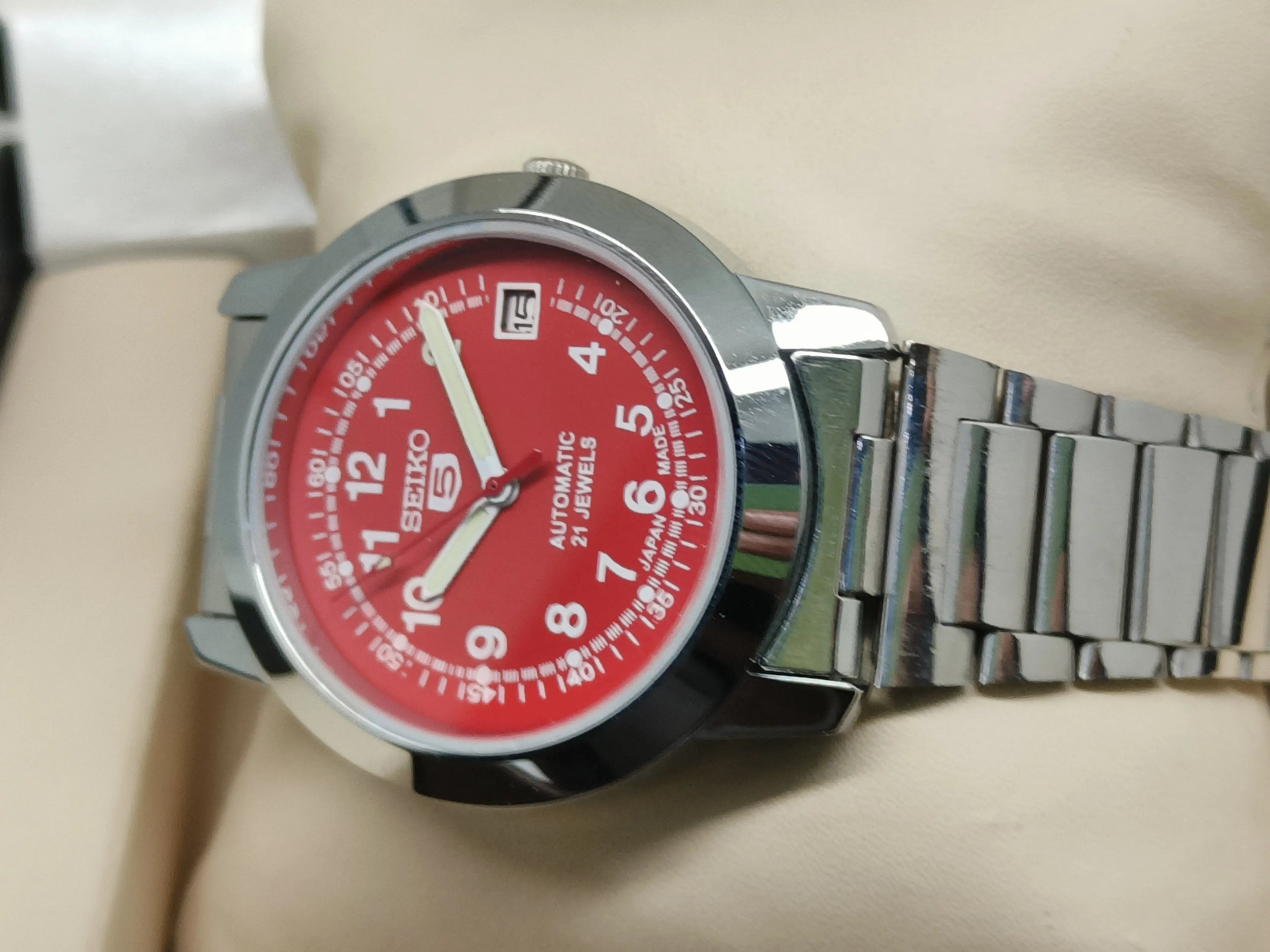 Seiko 5 Vintage Light Patina – Authentic Refurbished Watch National Watches