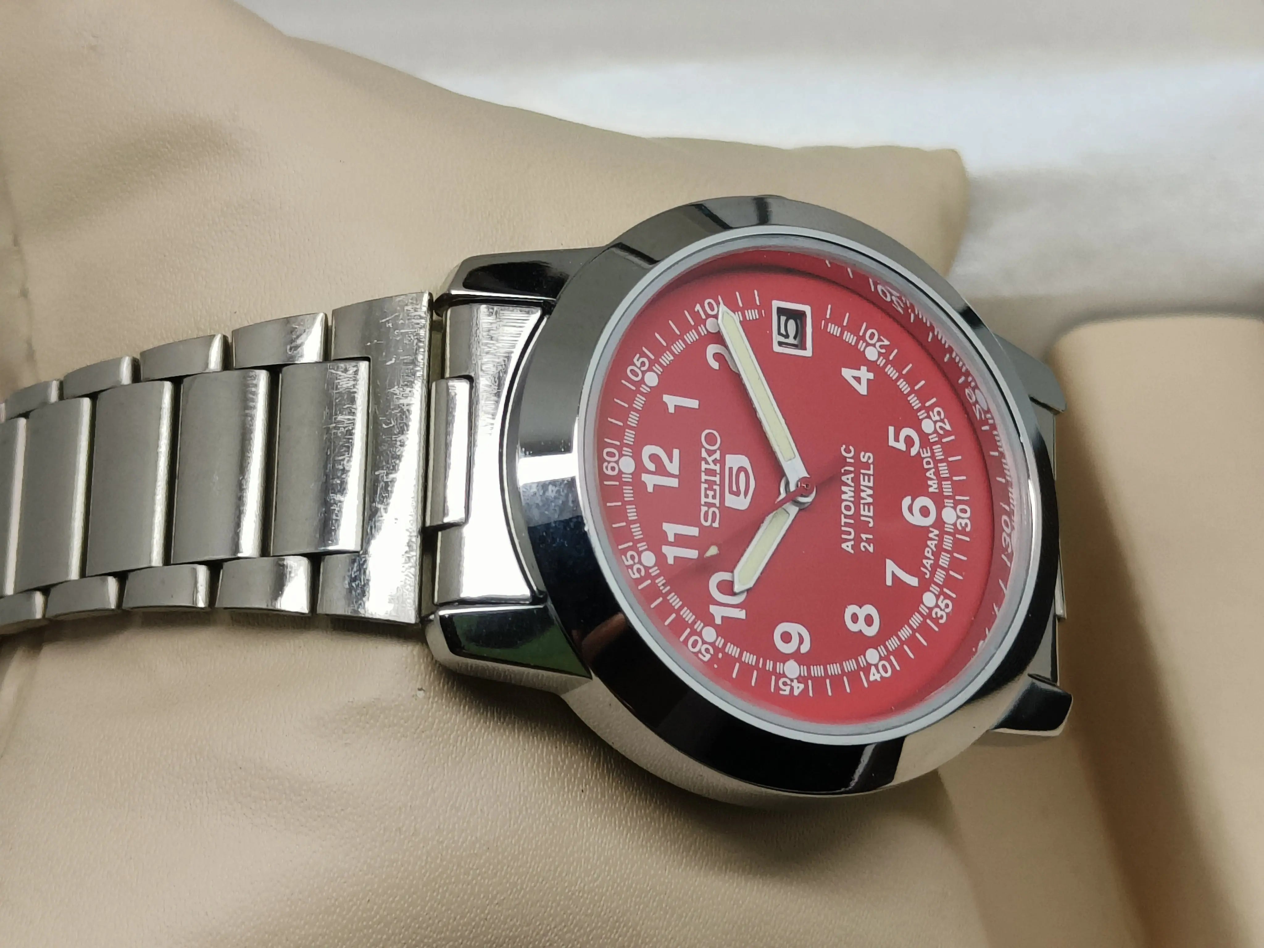 Seiko 5 Vintage Light Patina – Authentic Refurbished Watch National Watches