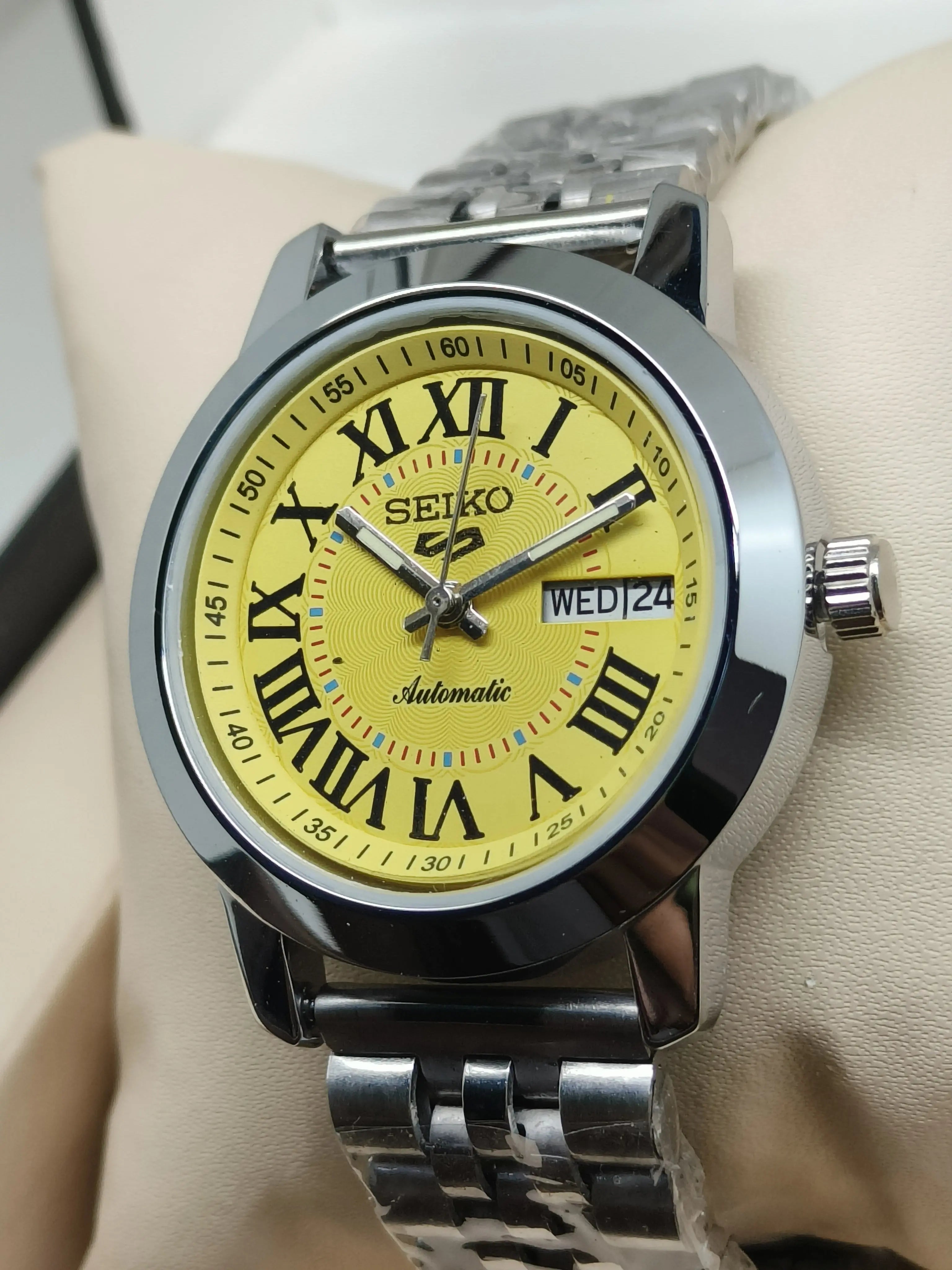 Seiko 5 Vintage Cushion Case – Restored Original National Watches