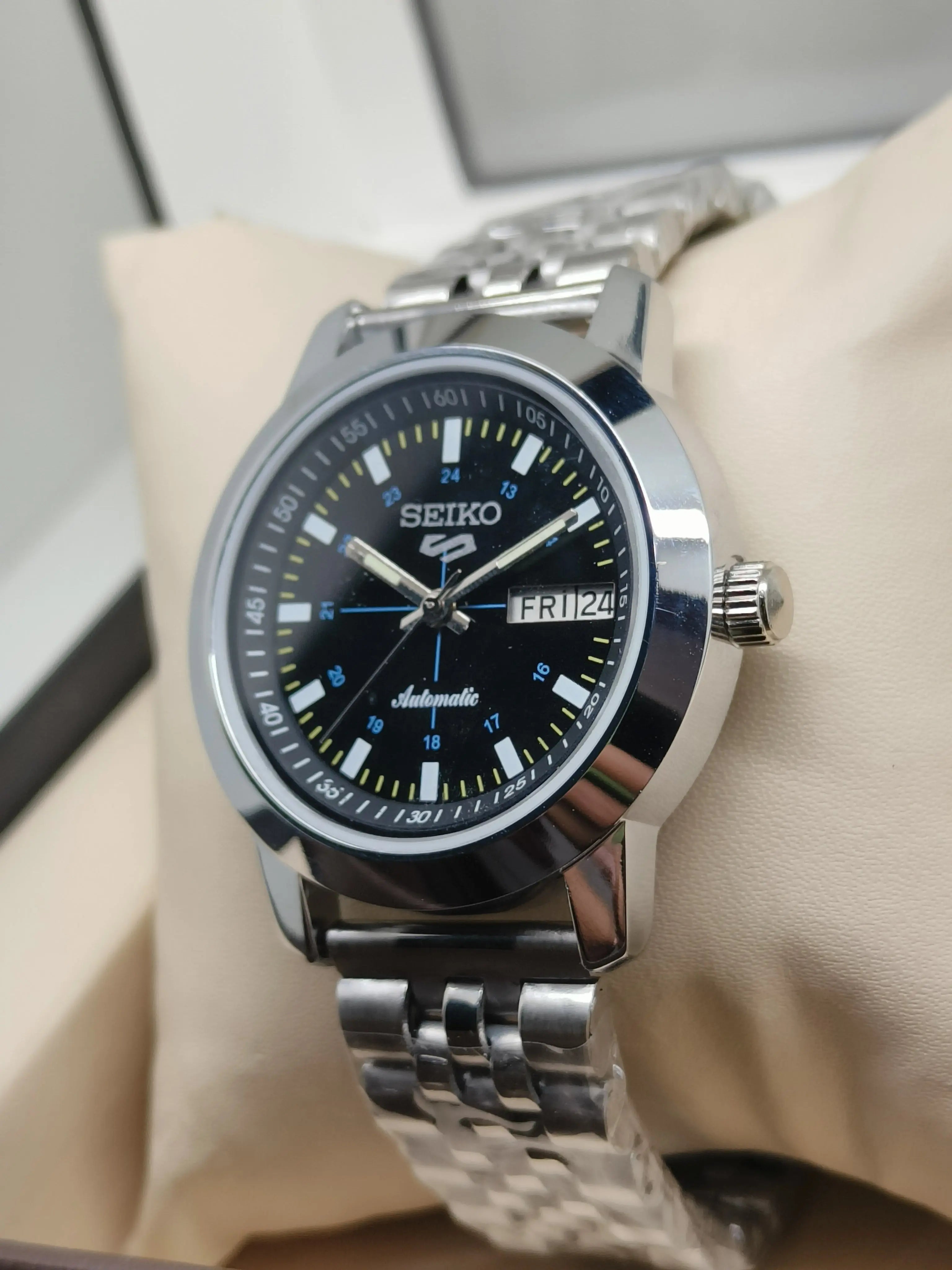 Seiko 5 Vintage Seamaster Look (SKX Style) – Refurbished National Watches