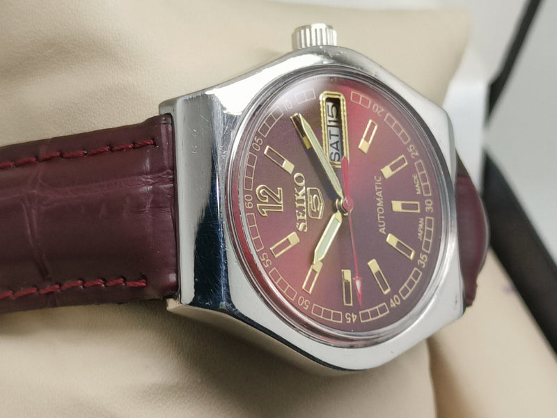 Vintage Seiko 5 SNK809 – Refurbished Classic Black Dial