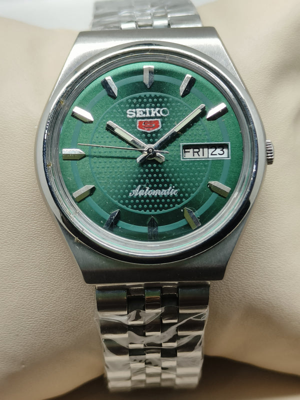 Vintage Seiko 5 SNK805 – Refurbished Blue Dial