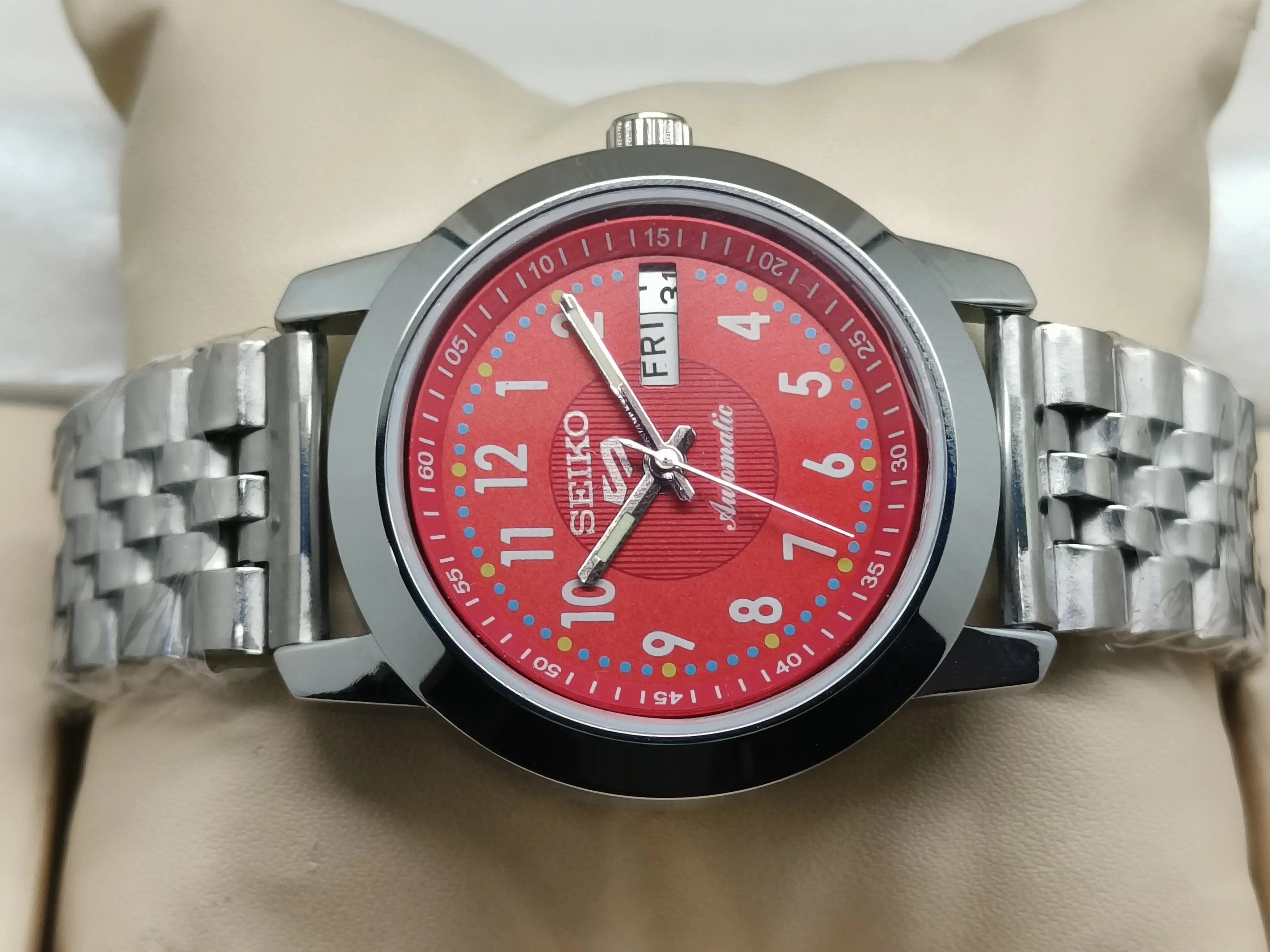 Seiko 5 Vintage Diver Bezel – Refurbished Automatic National Watches