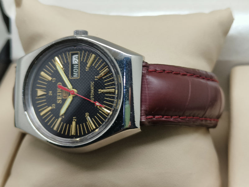 Seiko 5 Vintage Automatic – Perfect Gift Piece