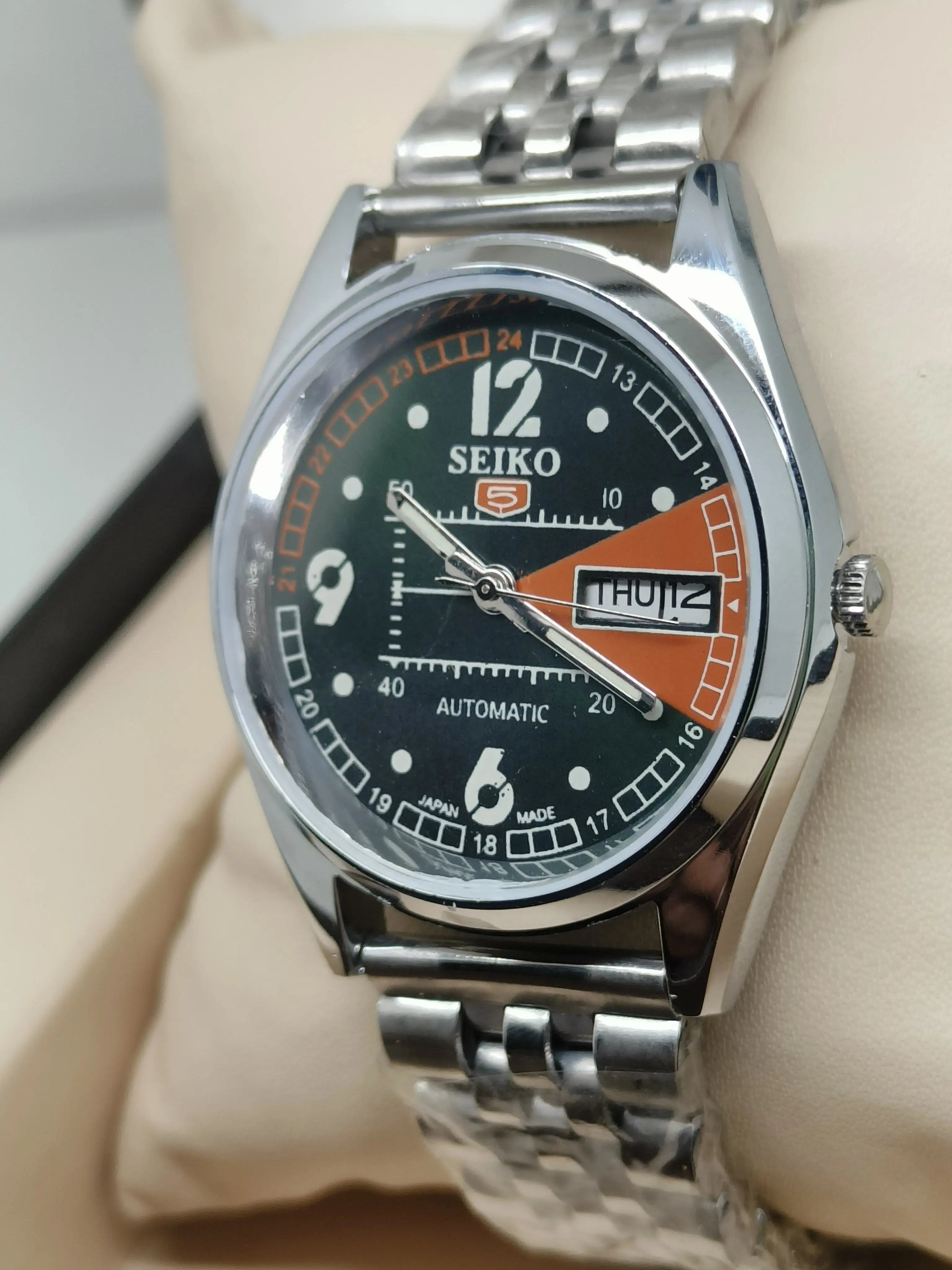Seiko 5 Vintage Gold Plated – Restored Classic Elegance National Watches