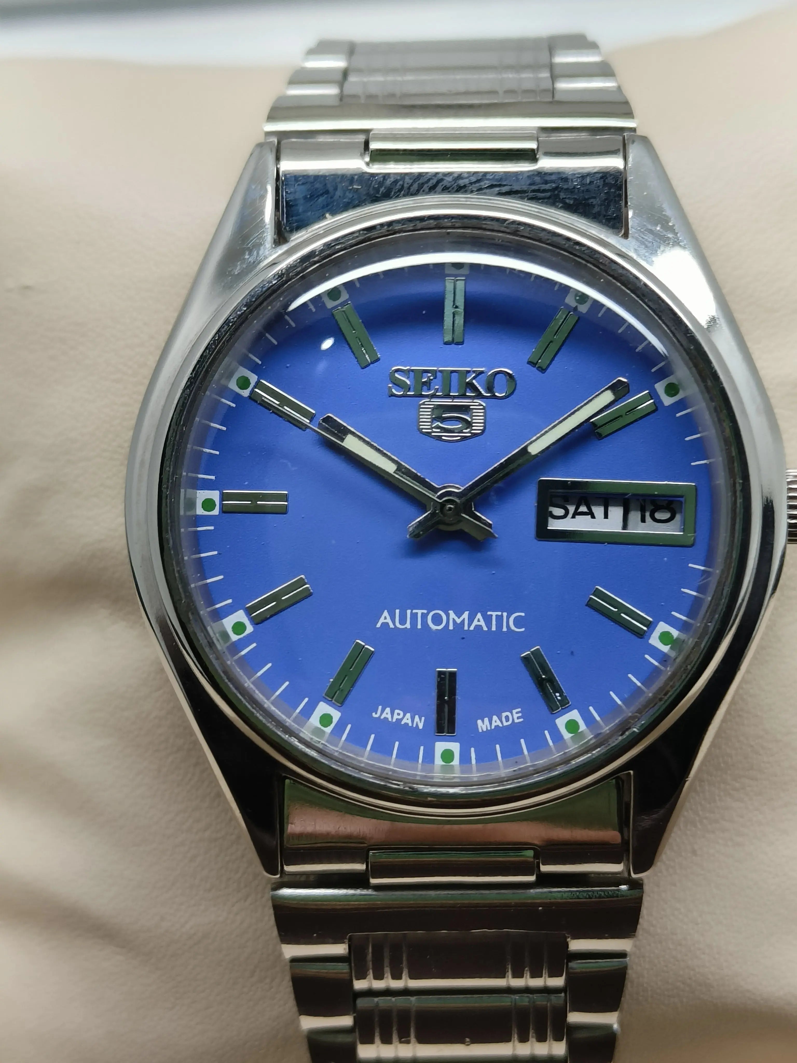 Seiko 5 Vintage Leather Strap – Refurbished Dressy Look National Watches