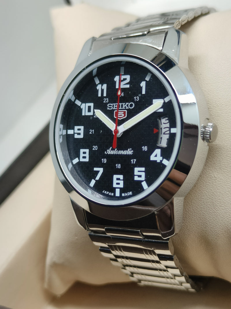 Seiko 5 Vintage Mesh Bracelet – Refurbished Classic Style