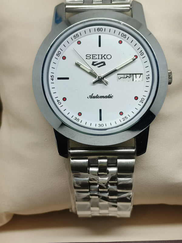 Seiko 5 Vintage Diver Style Bezel – Refurbished & Stylish