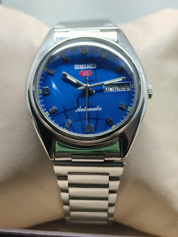 Seiko 5 Vintage Dual Tone – Refurbished Elegant Watch