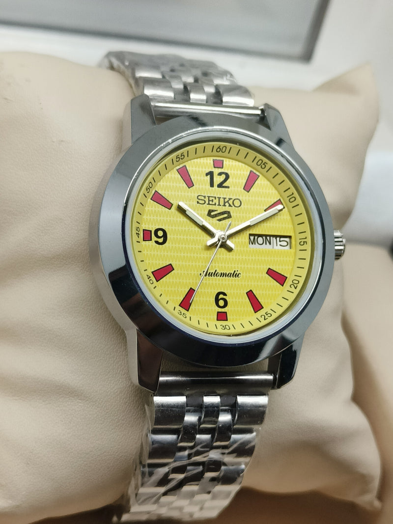 Seiko 5 Vintage Orange Dial – Restored Statement Watch
