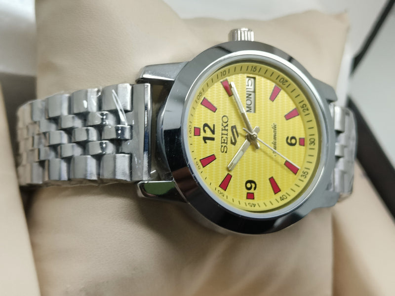 Seiko 5 Vintage Orange Dial – Restored Statement Watch