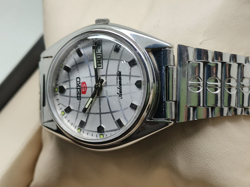 Seiko 5 Vintage Pilot Crown – Restored Heritage Piece