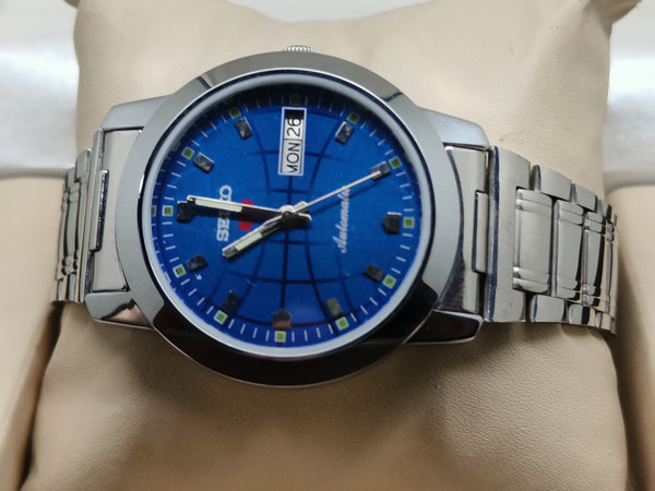 Seiko 5 Vintage Champagne Dial – Restored Dress Watch