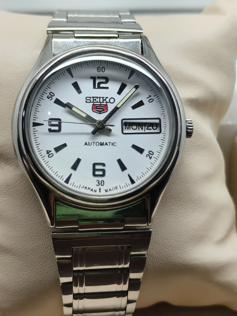 Seiko 5 Vintage Burgundy Dial – Refurbished Unique Piece