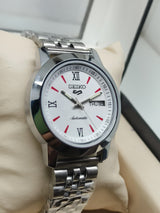Seiko 5 Vintage Racing Dial – Restored Sport Style