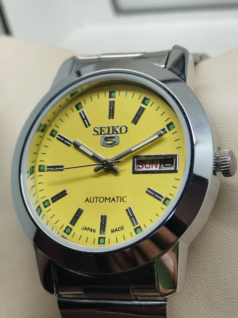 Seiko 5 Vintage Sunburst Dial – Fully Refurbished
