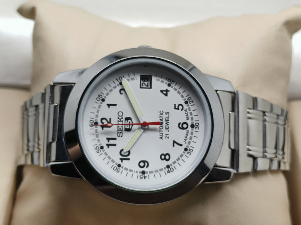 Seiko 5 Vintage Applied Indices – Restored Detailing