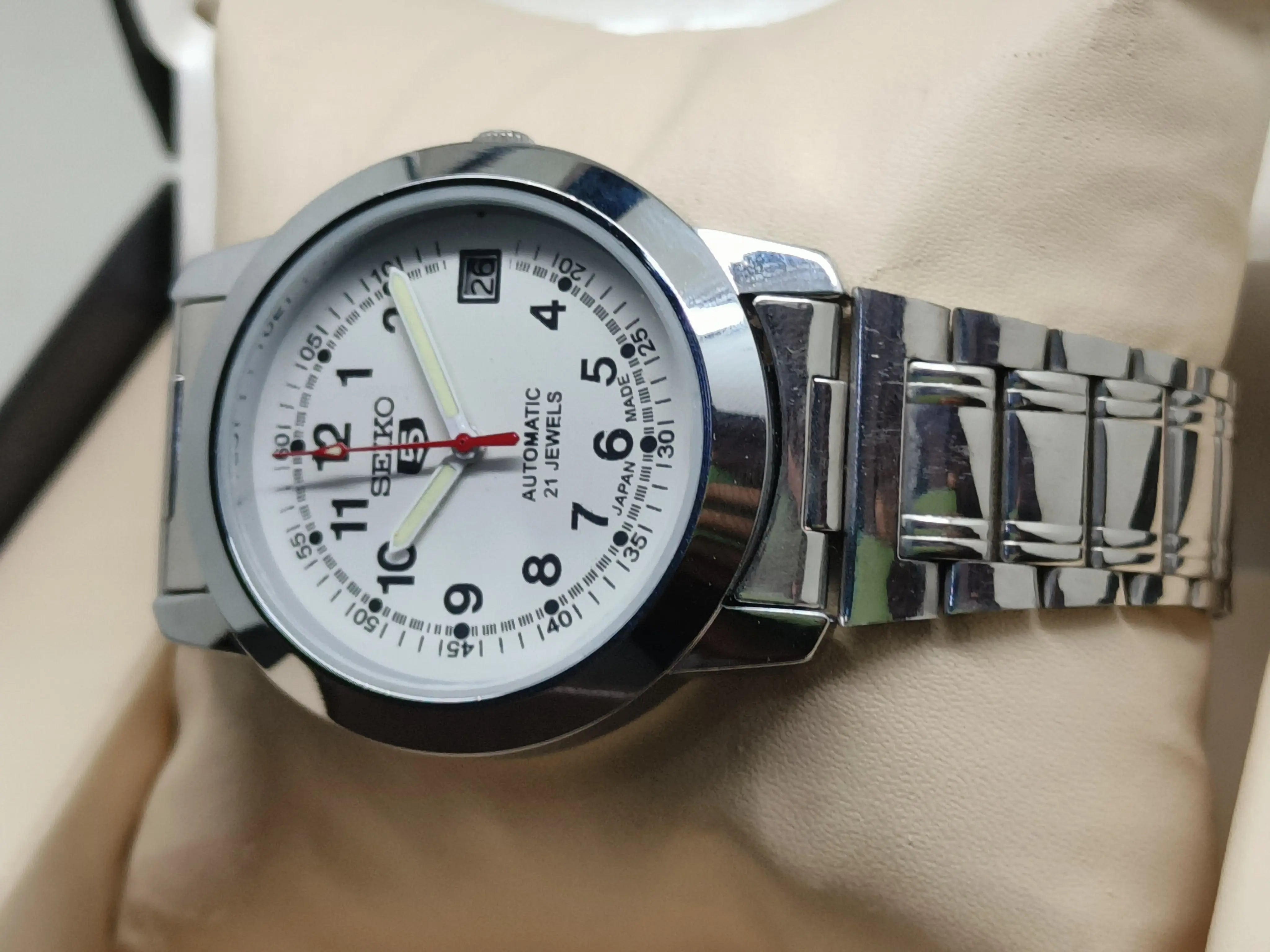 Seiko 5 Vintage Applied Indices – Restored Detailing National Watches