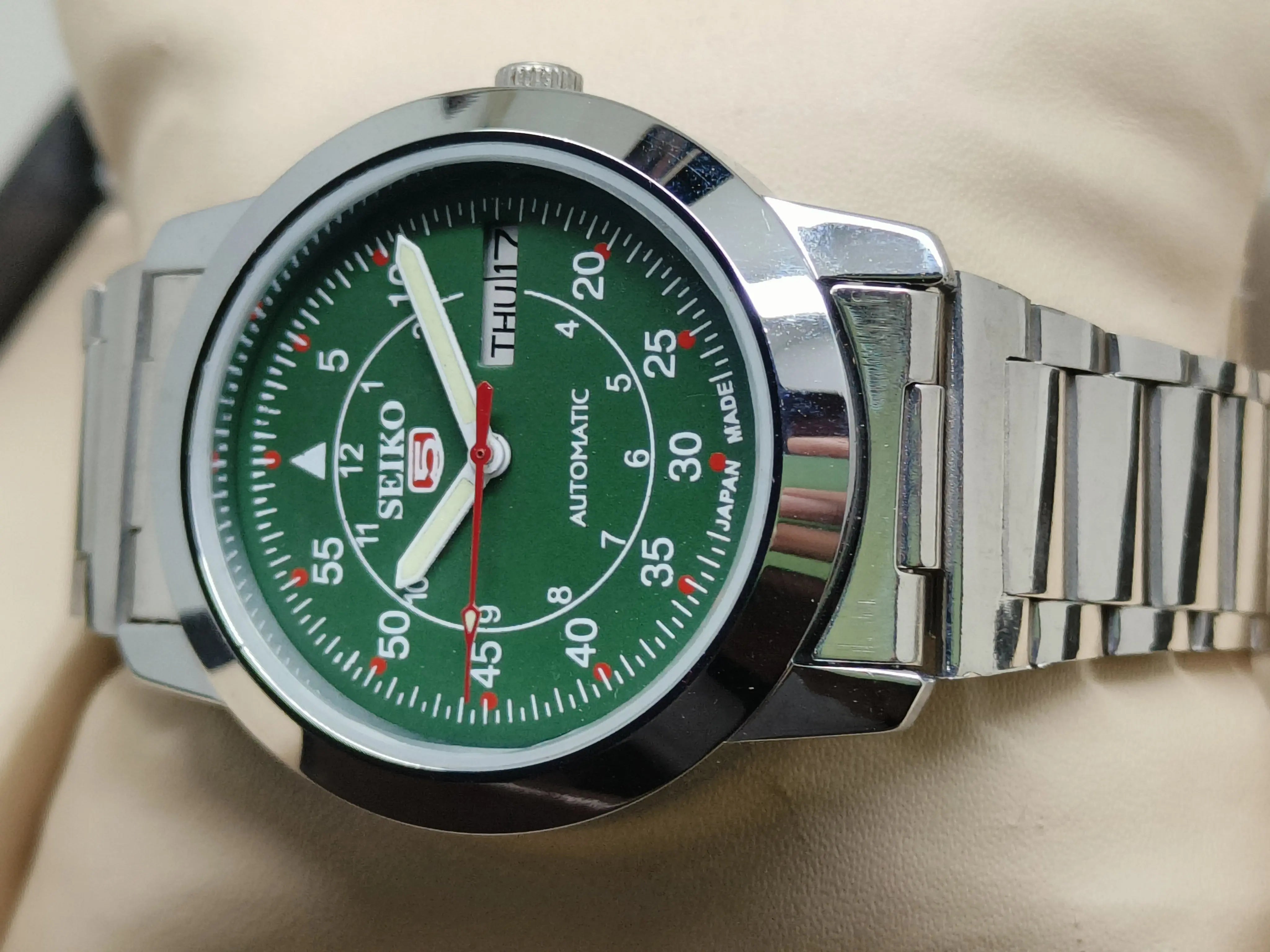 Seiko 5 Vintage Bracelet Included – Serviced Watch National Watches