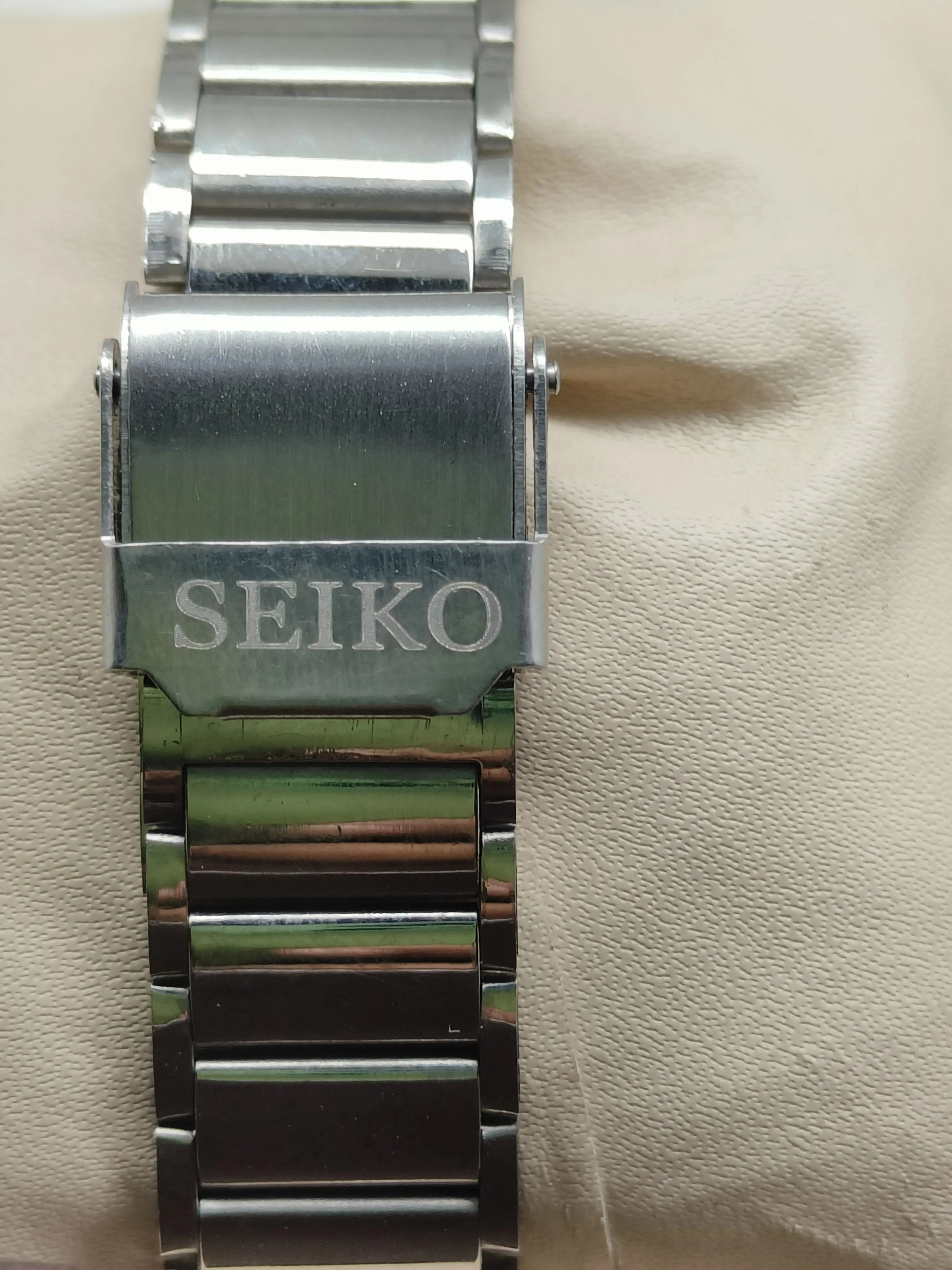 Seiko 5 Vintage Bracelet Included – Serviced Watch National Watches