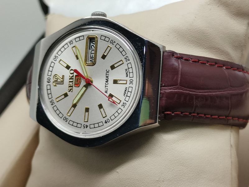 Seiko 5 Vintage Automatic – Dress & Casual Hybrid