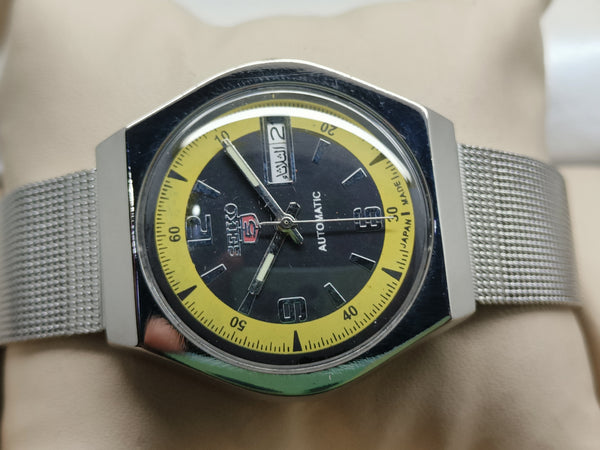 Seiko 5 Vintage Automatic – Factory Lume Survivor