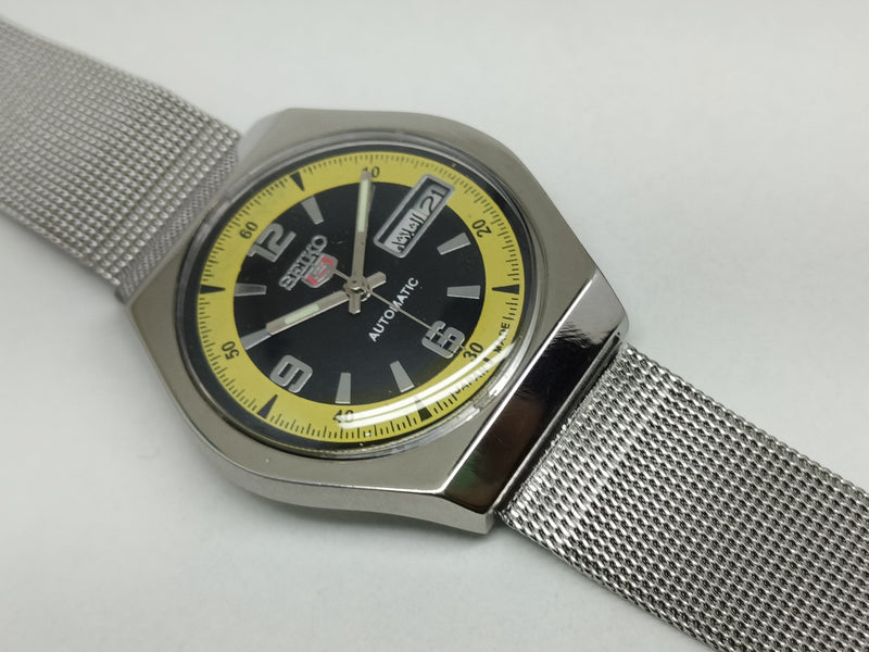 Seiko 5 Vintage Automatic – Factory Lume Survivor