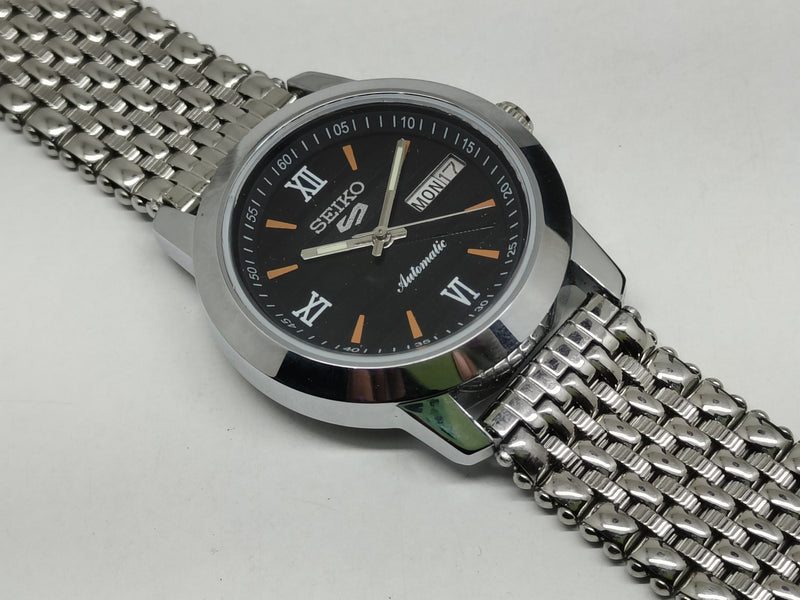 Seiko 5 Vintage Automatic – Water Resistant Refurbished Model