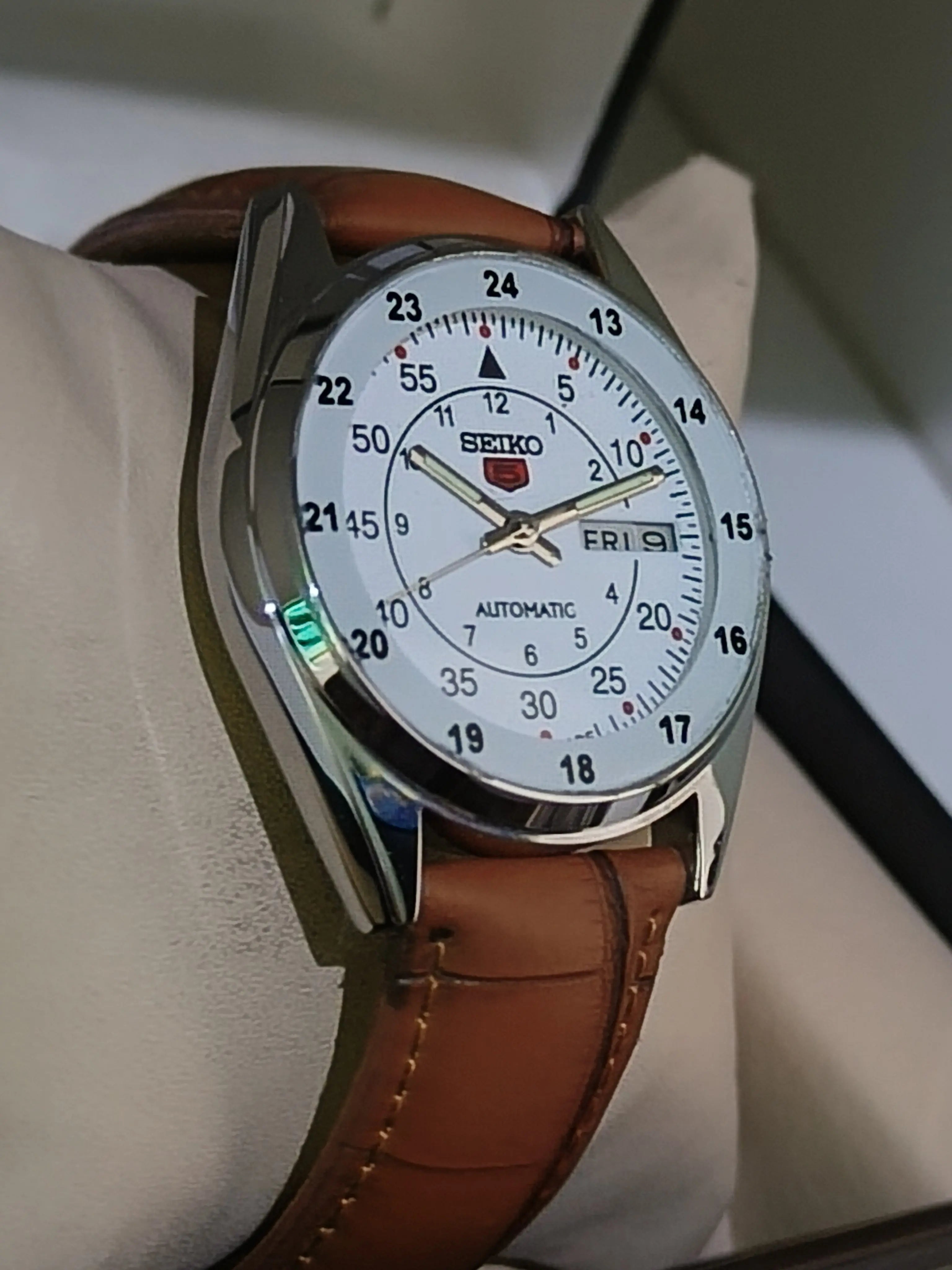 Seiko 5 Vintage Automatic – Rust Free Movement National Watches