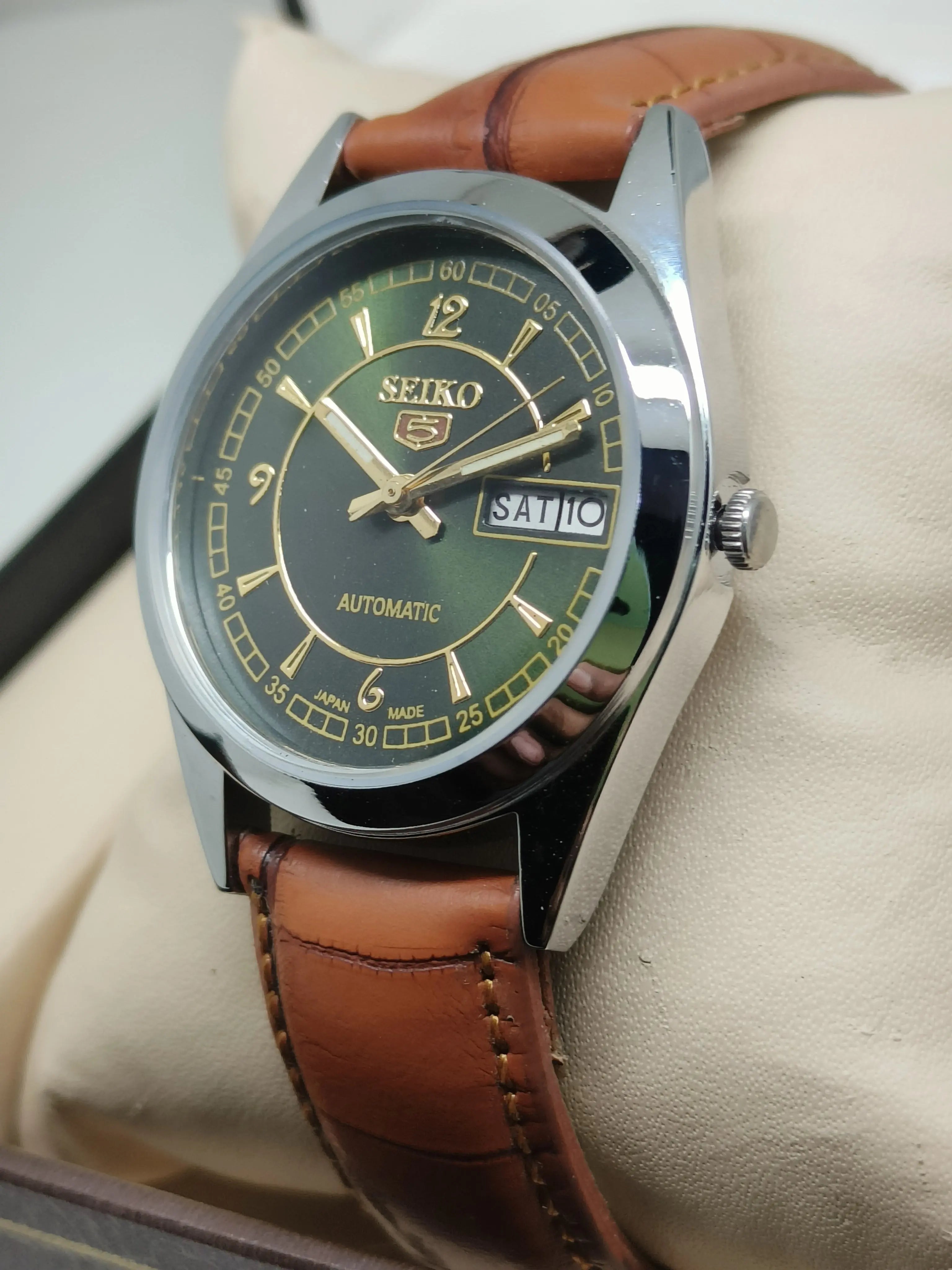 Seiko 5 Vintage Automatic – Perfect Working Condition National Watches