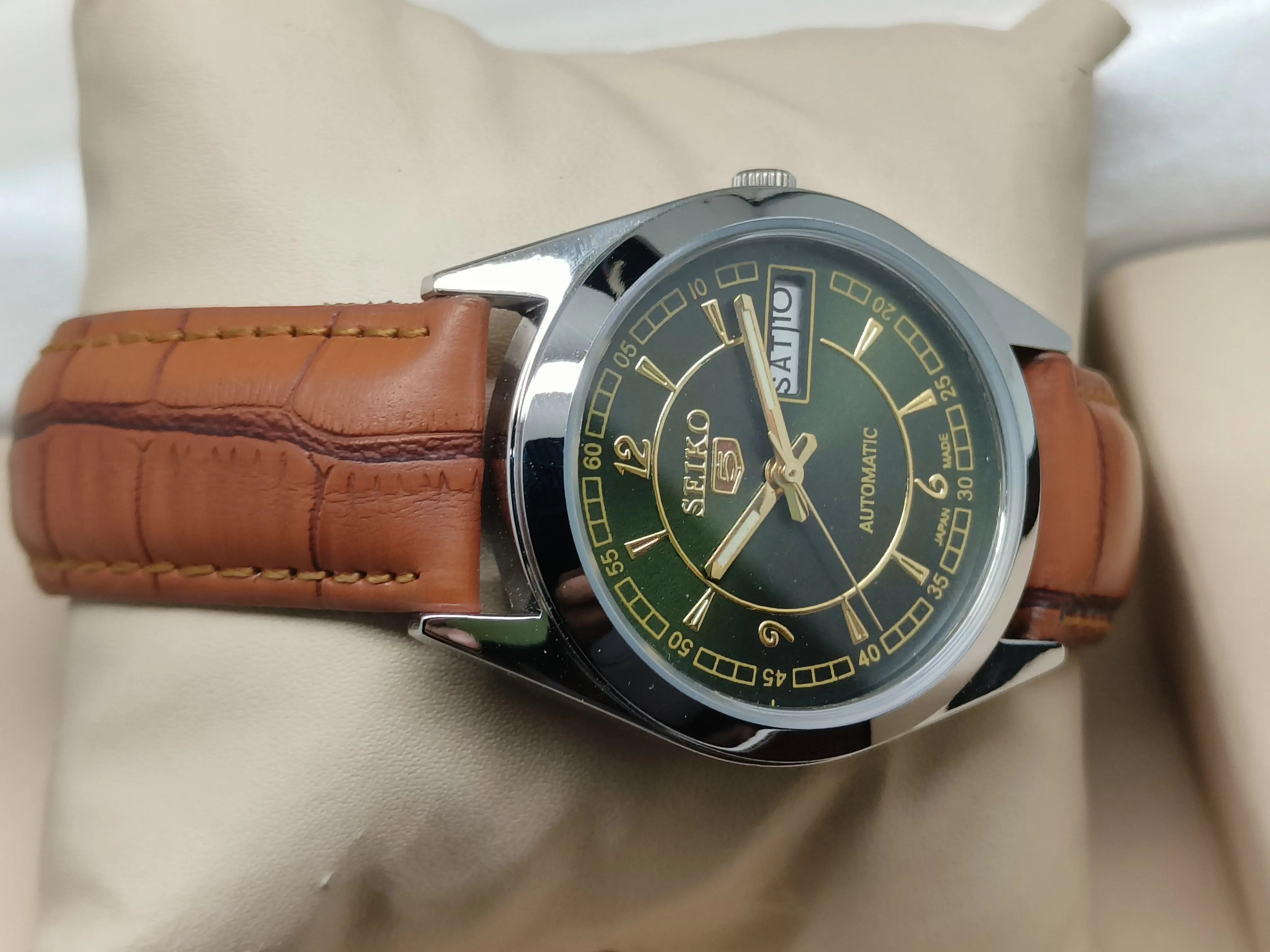 Seiko 5 Vintage Automatic – Perfect Working Condition National Watches